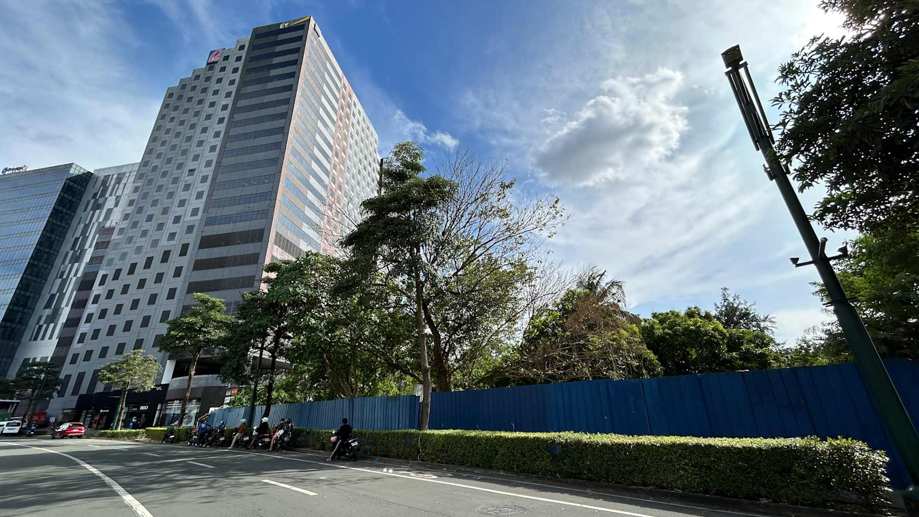 Lawton Avenue Fort Bonifacio - 5,000 sq.m. Commercial Lot Property 5_Property for Sale