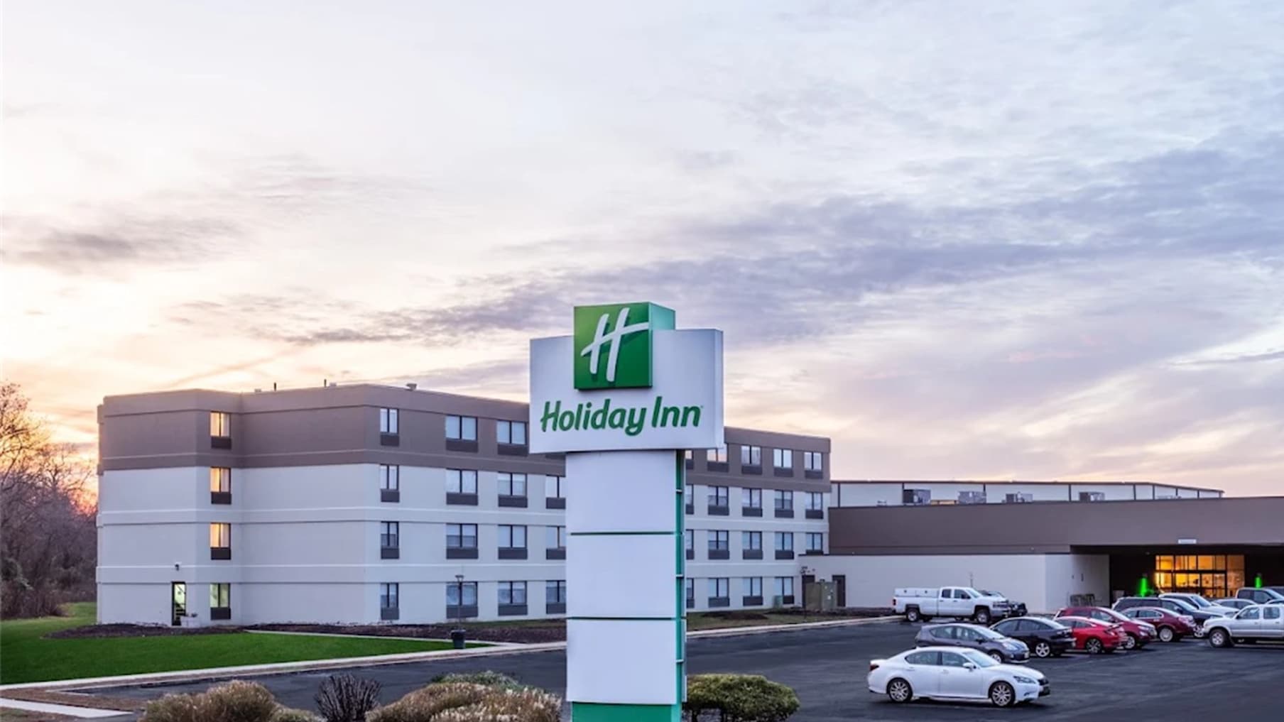 Holiday Inn Philadelphia South-Swedesboro _Property for Sale