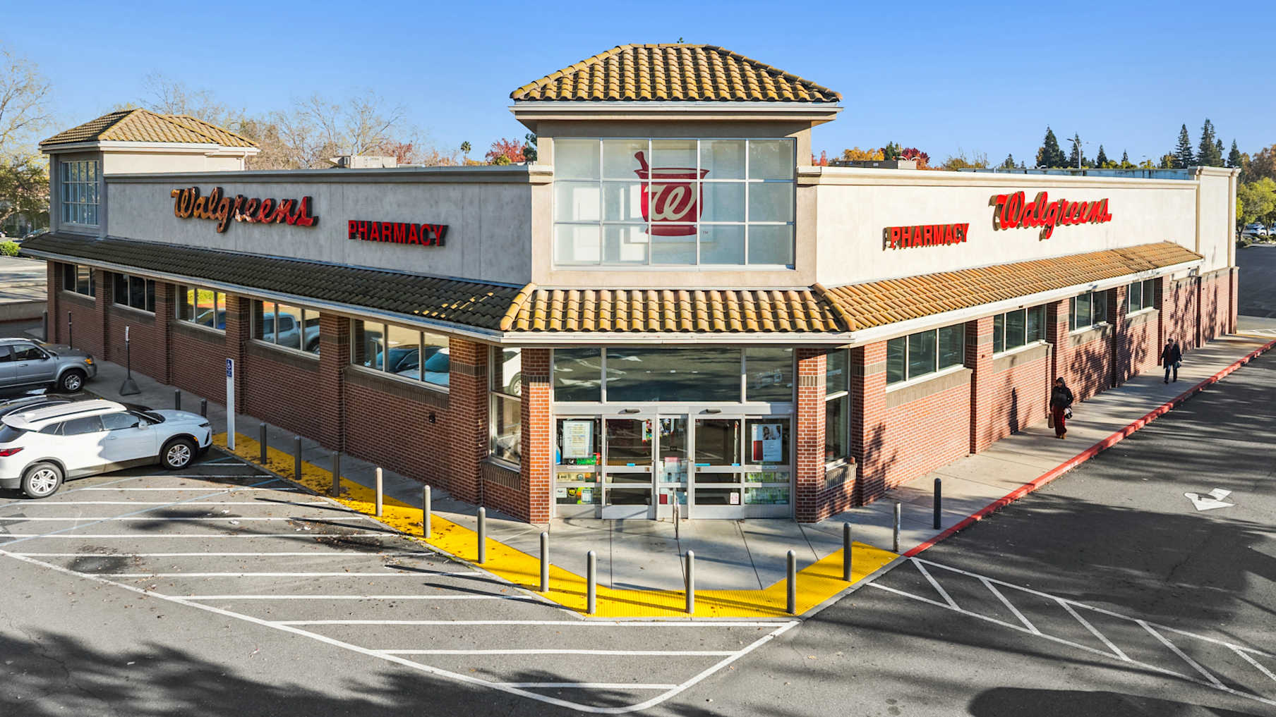 Walgreens - Sacramento, CA_出售物業