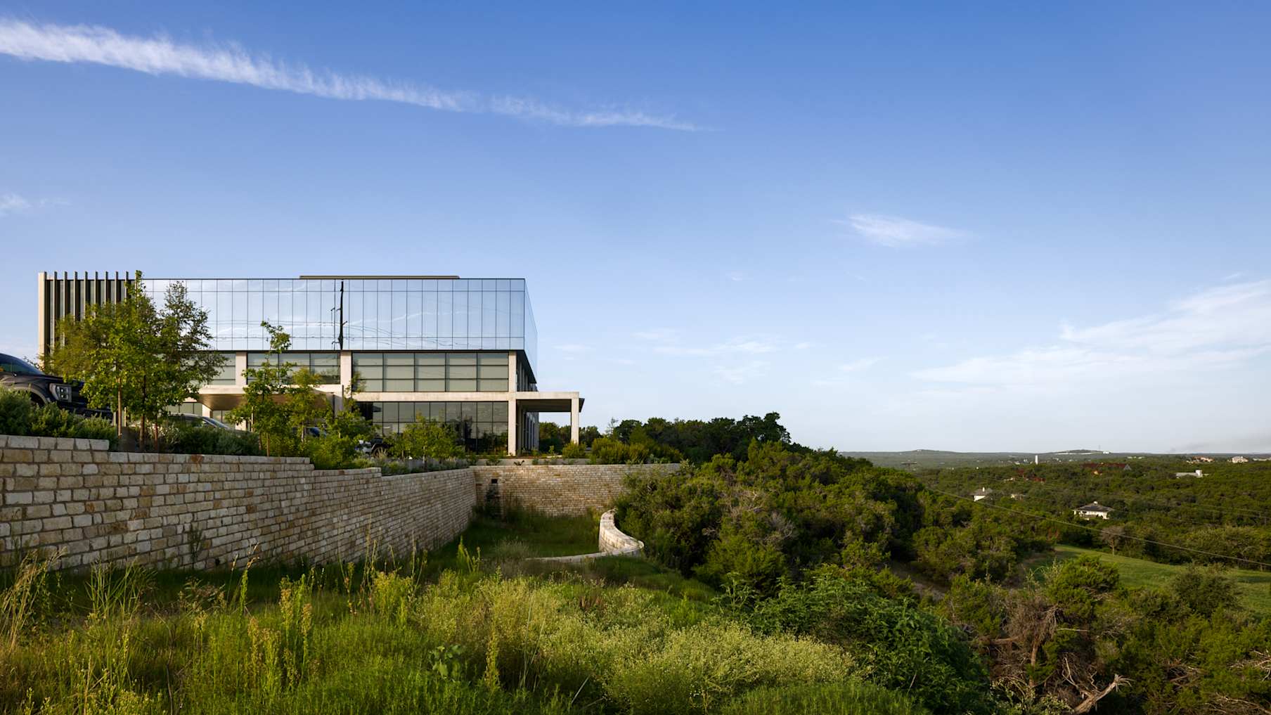 C4 Performance Center 5_Property for Sale