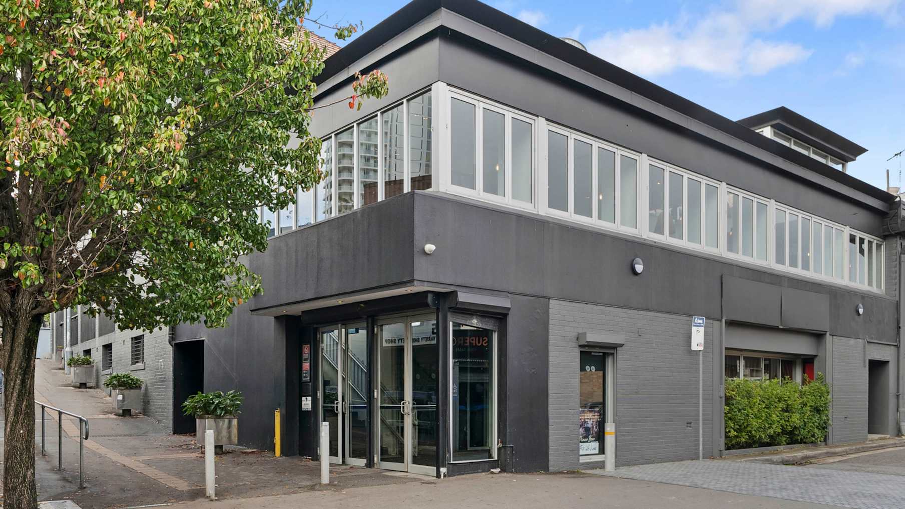 Epping Hotel & Super Cellars, Epping 5_出售物業