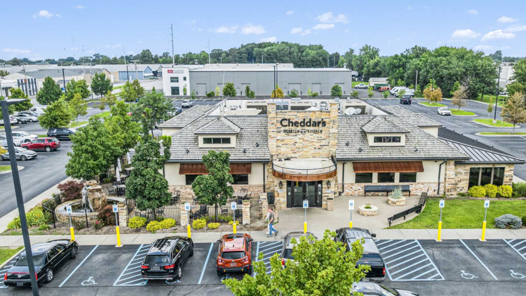 Cheddar's Scratch Kitchen - Lafayette, IN_Property for Sale