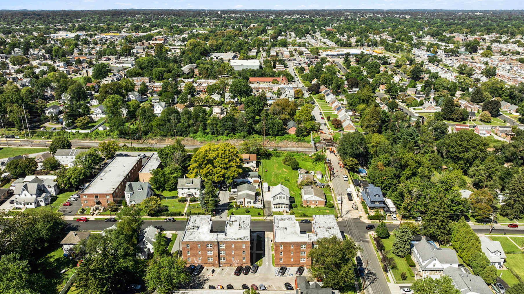 Folcroft Gardens &amp; Court_Property for Sale