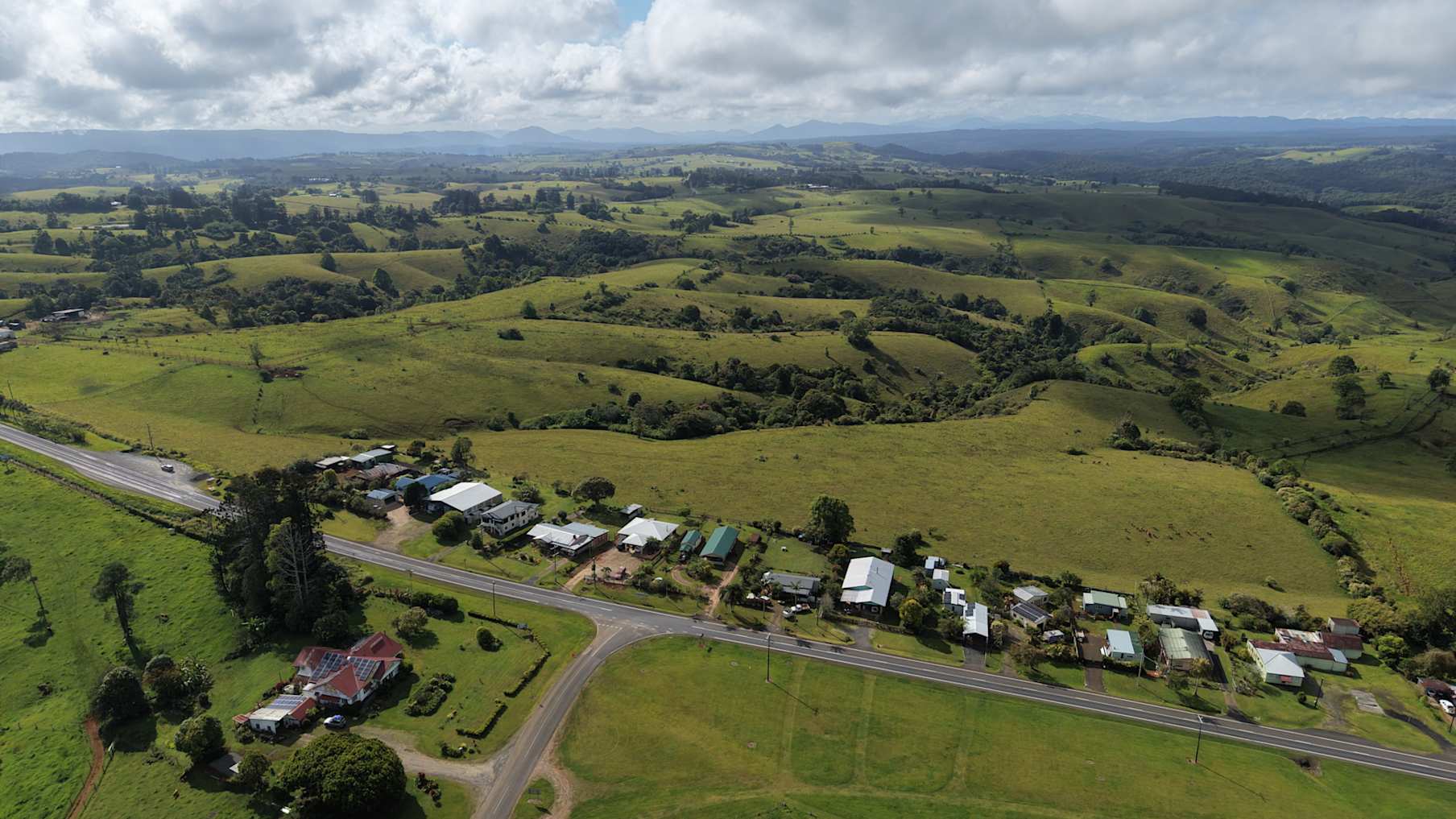 5359 Palmerston Highway, Millaa Millaa | Offers over $800,000_出售物業