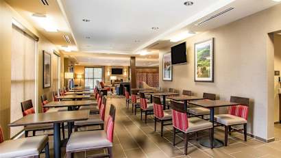 Comfort Inn PA Turnpike I-81 1_出售物業