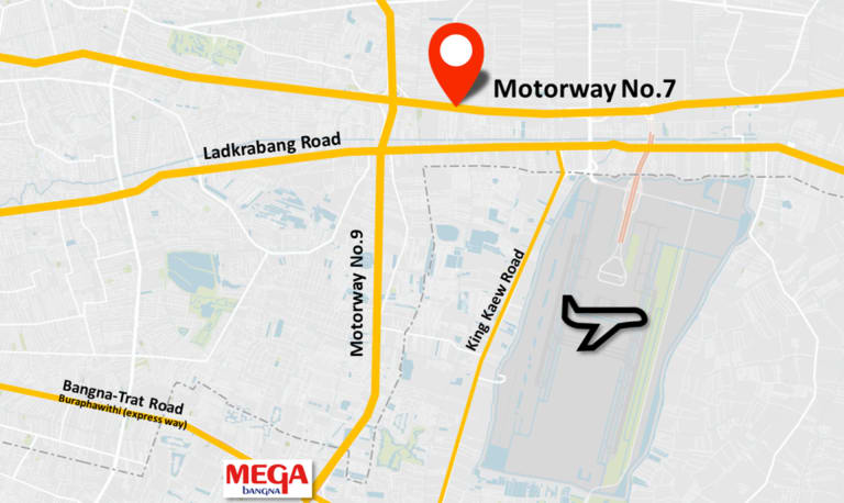 Land 4 rai on Motorway no.7 suitable for Office and Showroom_Property for Sale