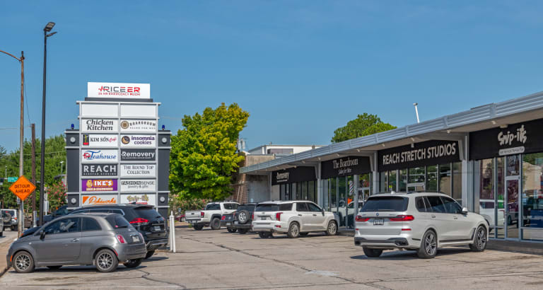 Rice Boulevard Shopping Center_Pand te koop