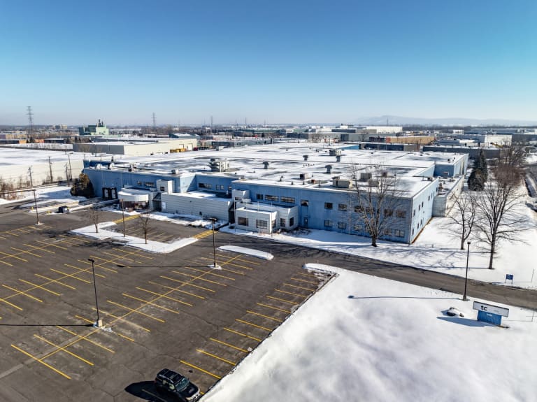 Vacant Industrial Building in Montreal, South Shore_Property for Sale