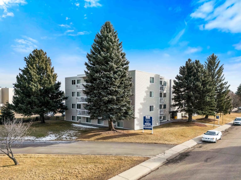 Medicine Hat Multifamily Portfolio_Imóvel à venda