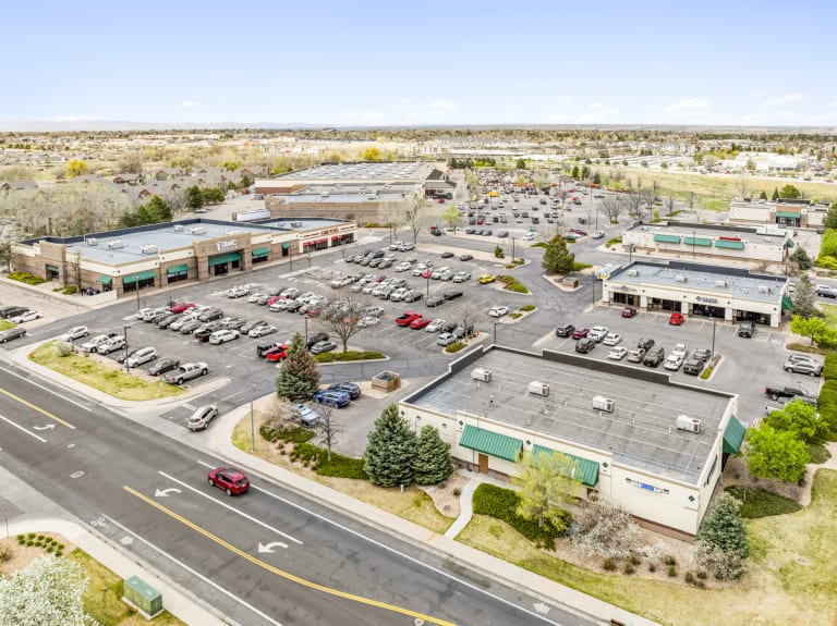 Elk Lakes Shopping Center_Actifs en vente