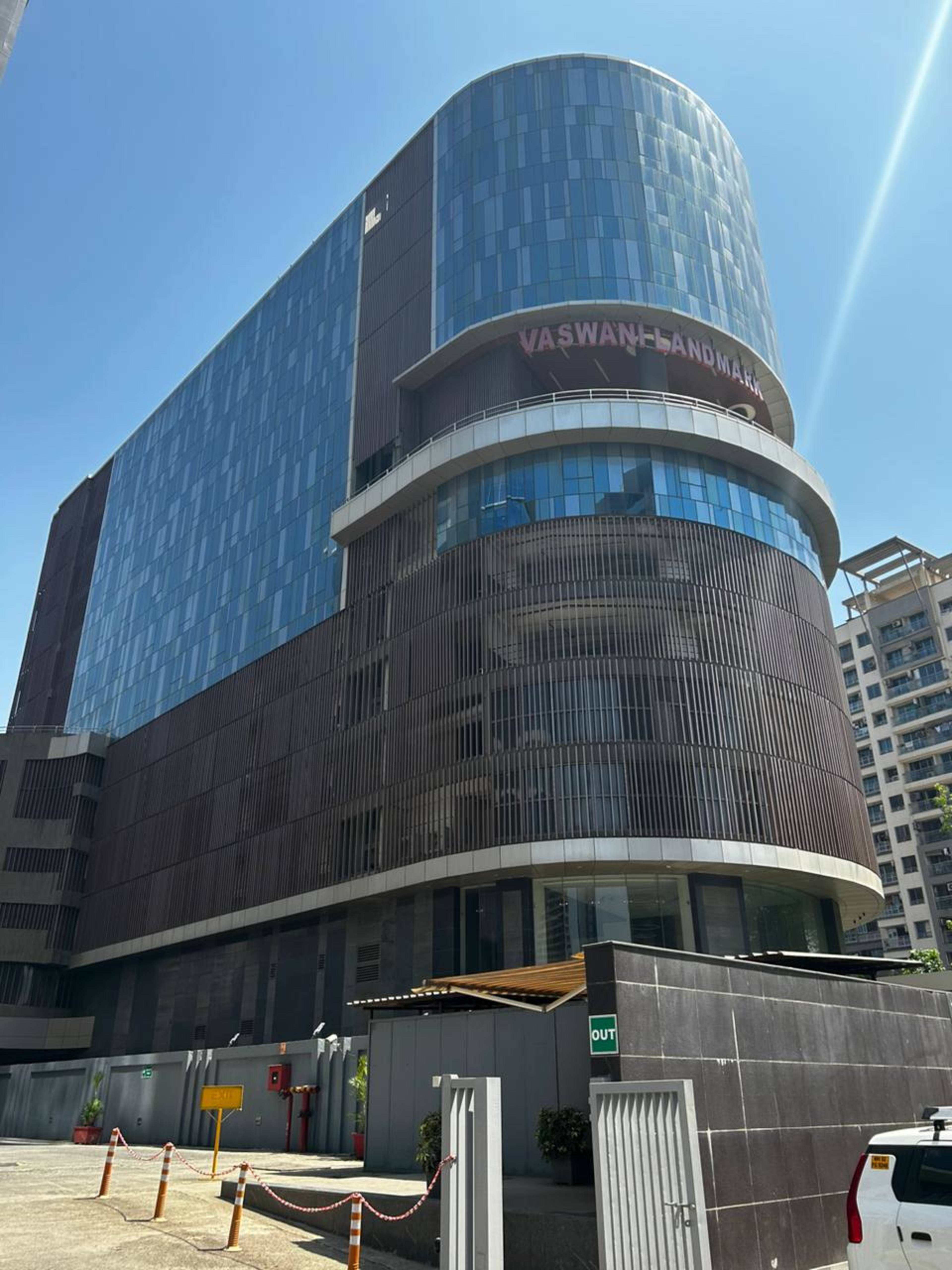 Vaswani Landmark, Jogeshwari Vikhroli Link Road, Shyam Nagar JLL