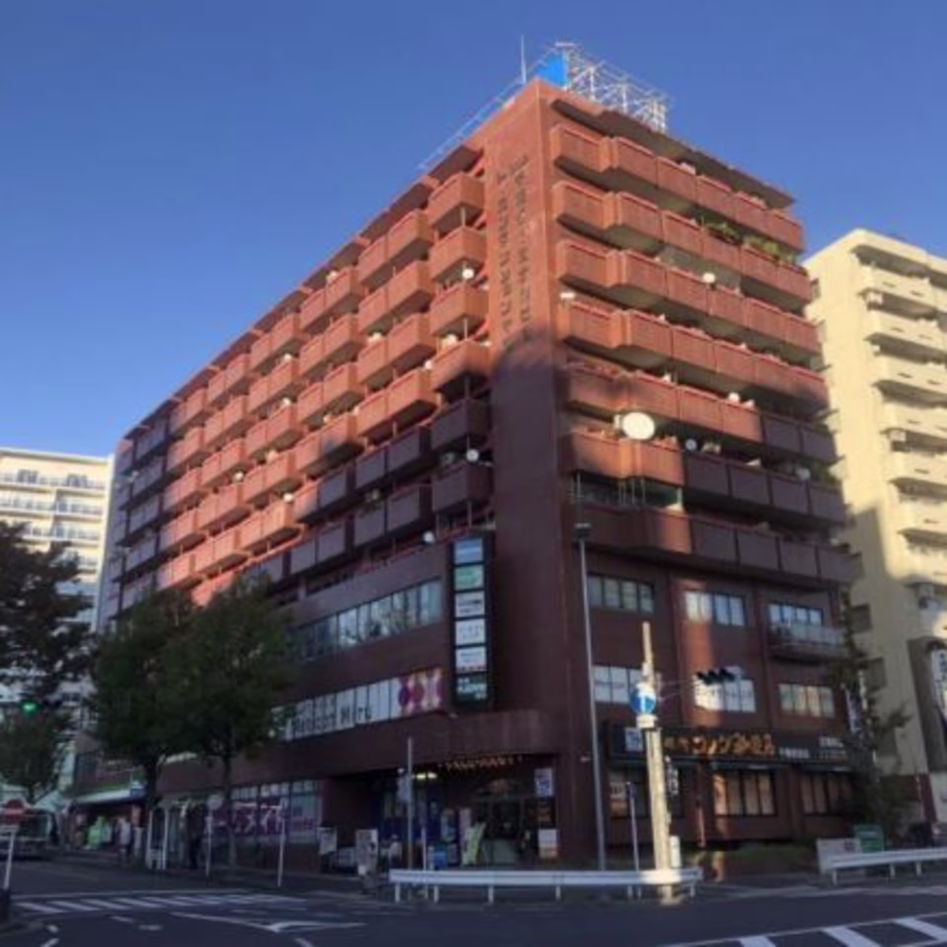 内山3-25-6