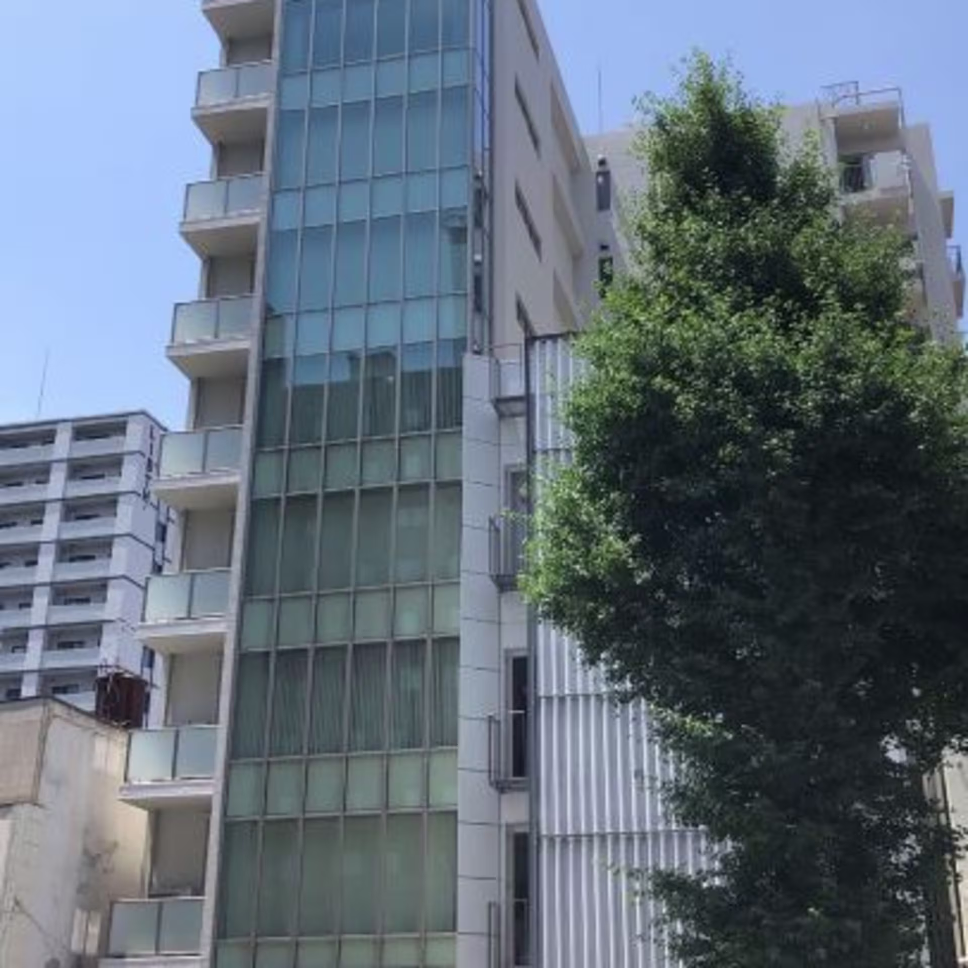 博多駅南2-14-8