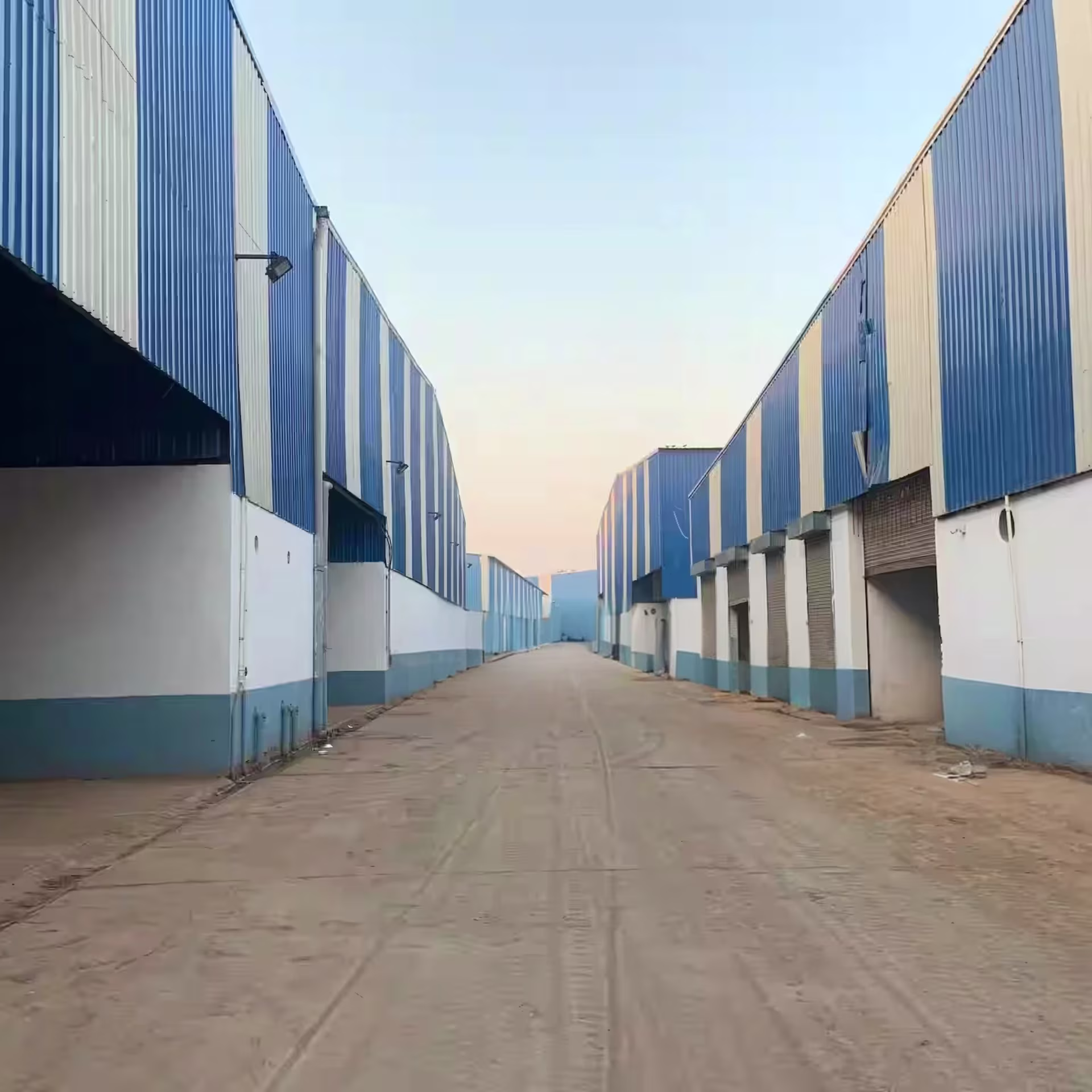 Warehouse in NH 06
