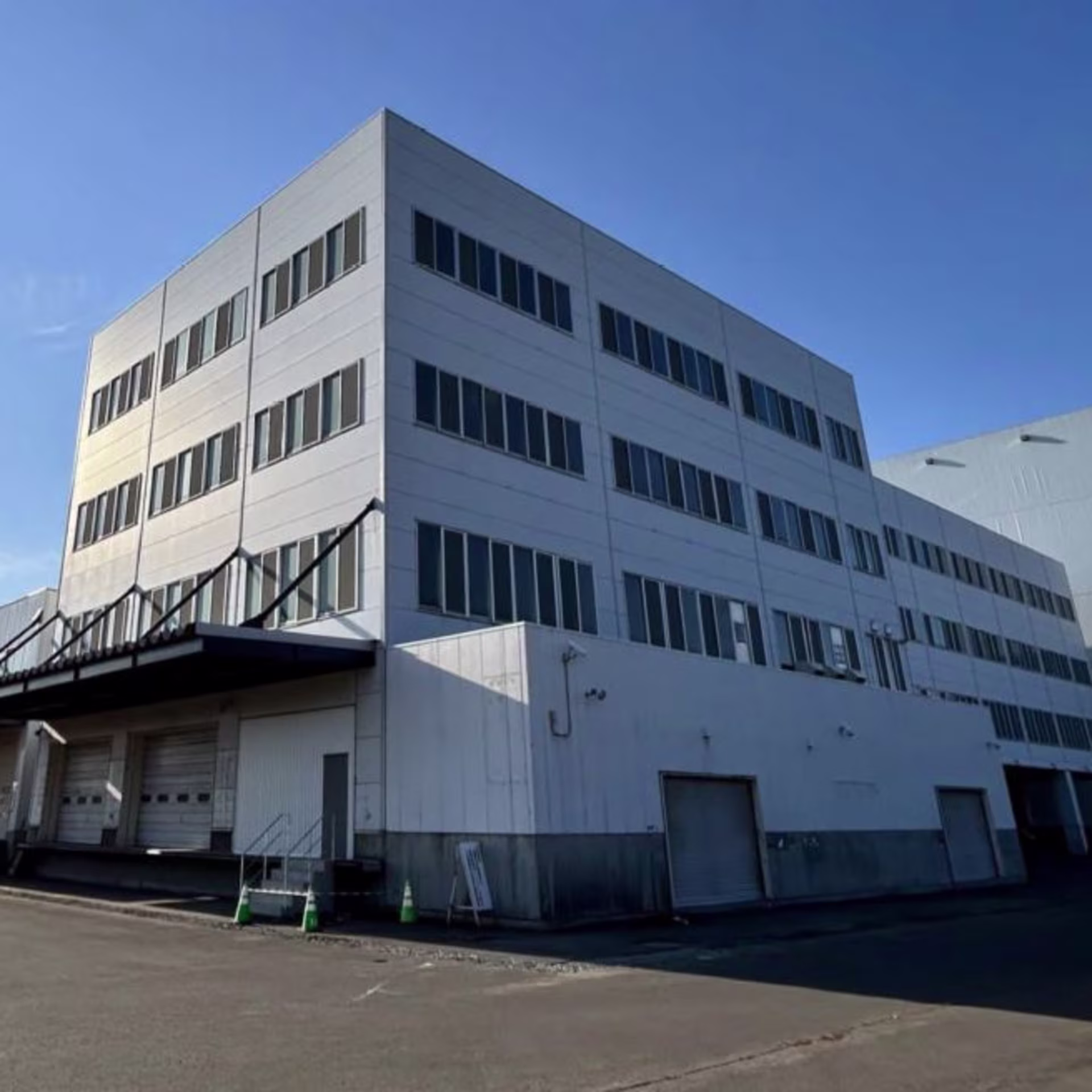 札幌新発寒物流センター