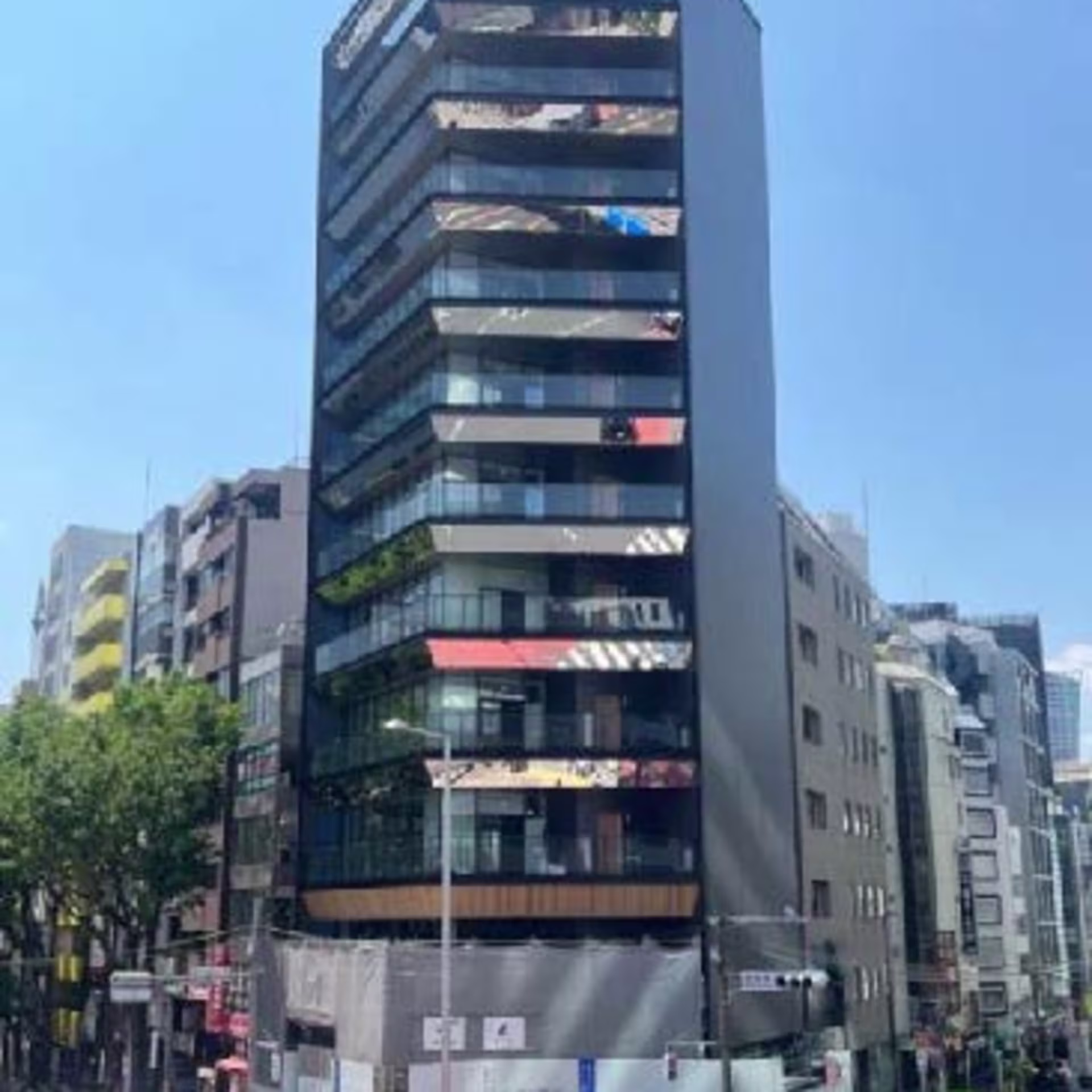渋谷1-8-3