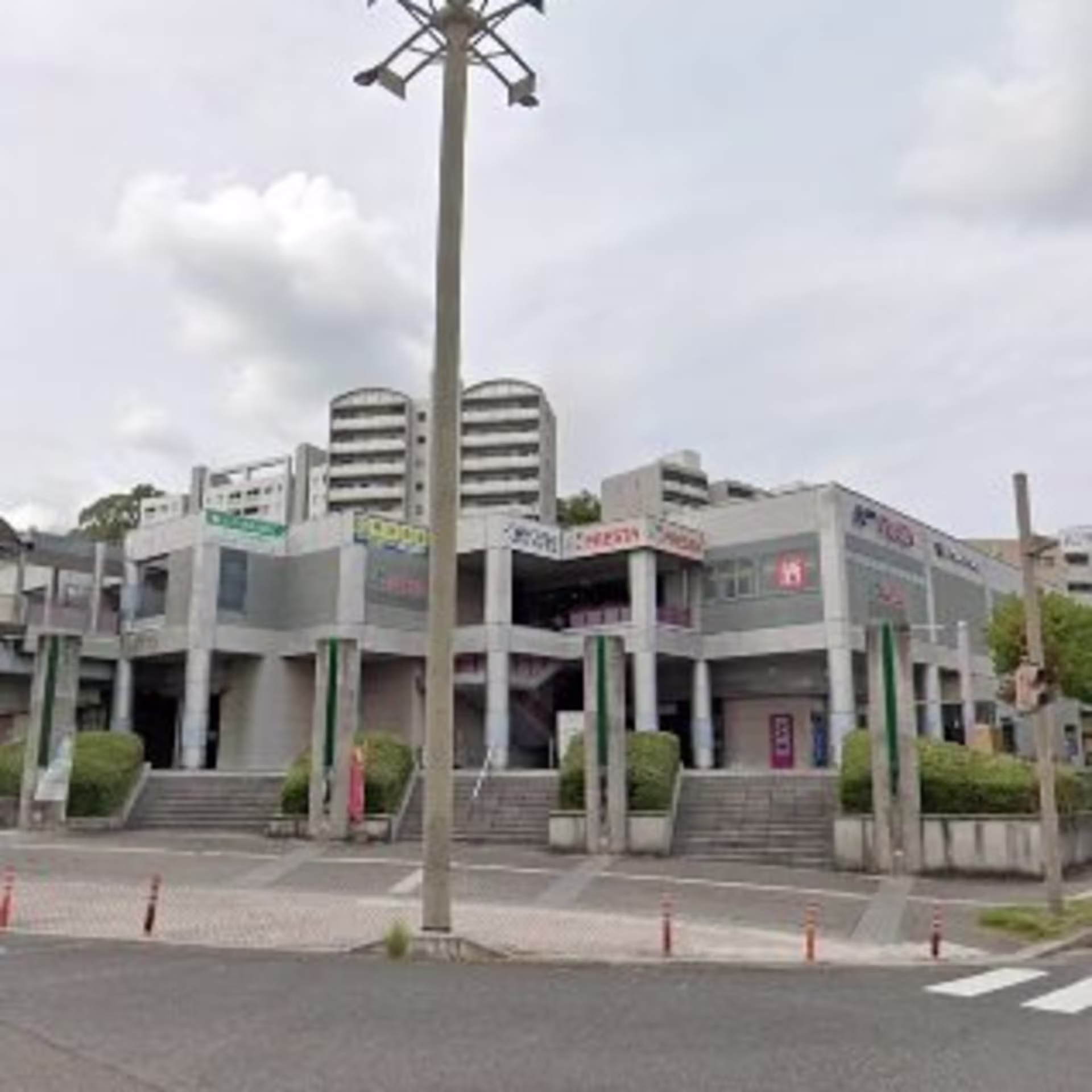 大塚西6-13-1