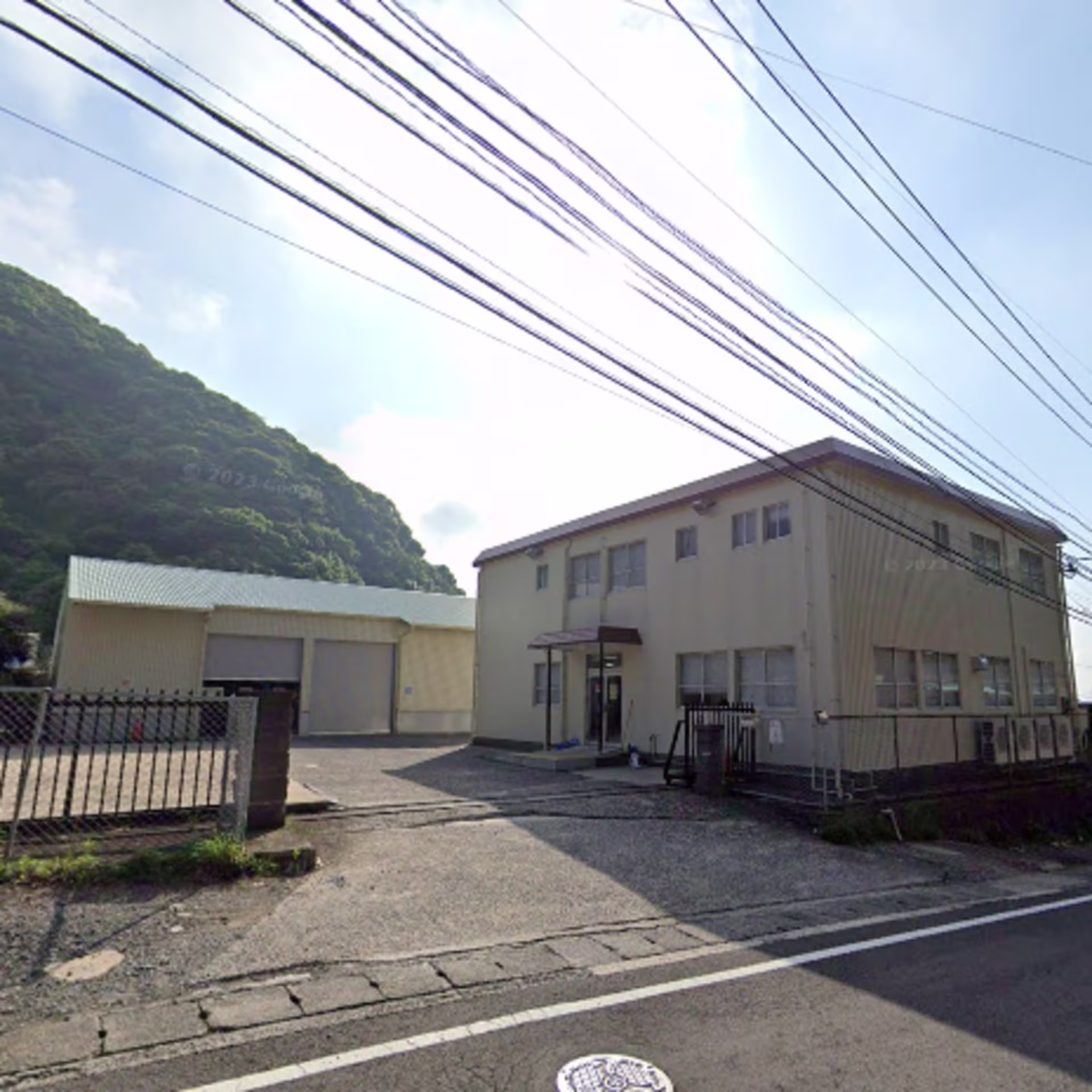 鳴見町44-3