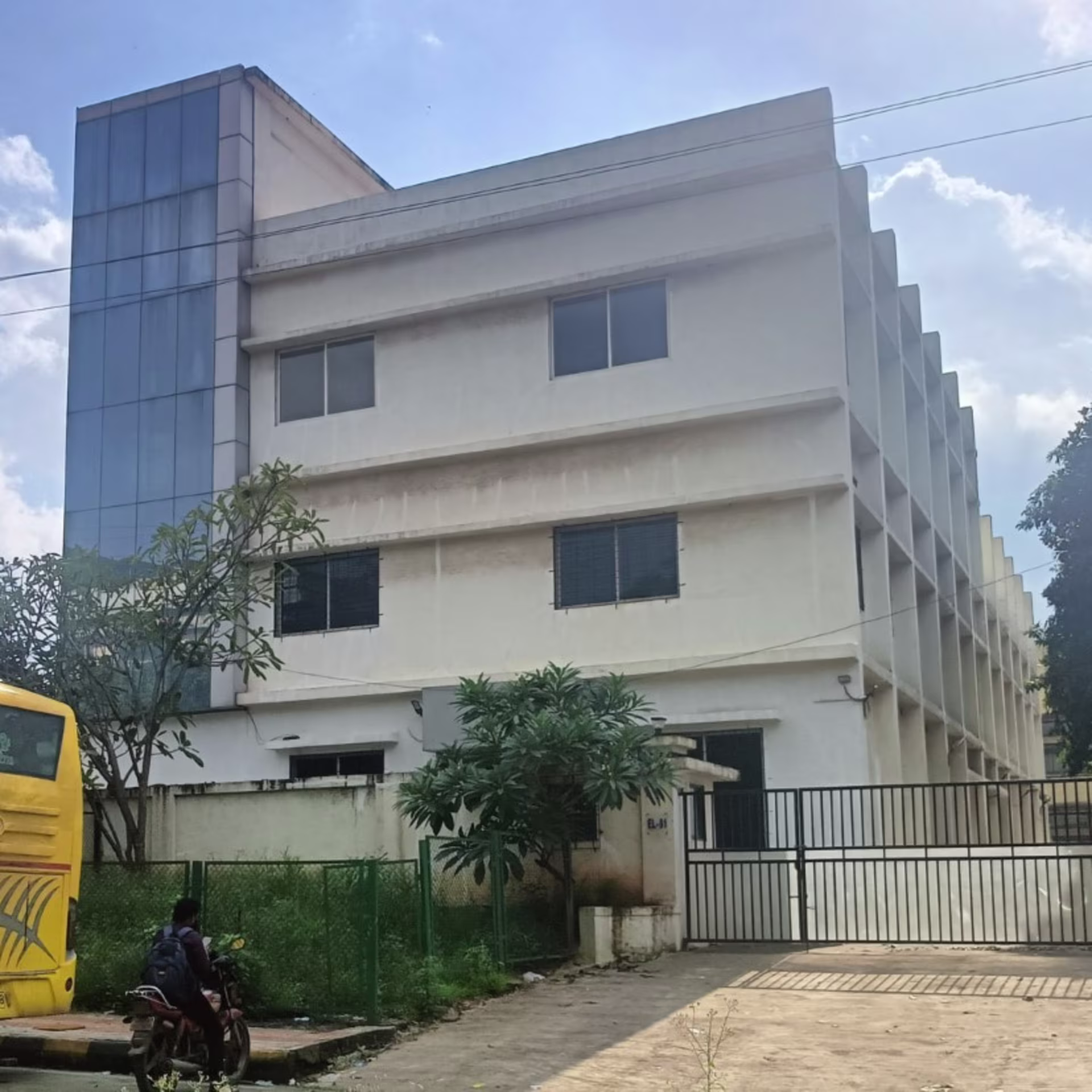 Warehouse in Navi Mumbai