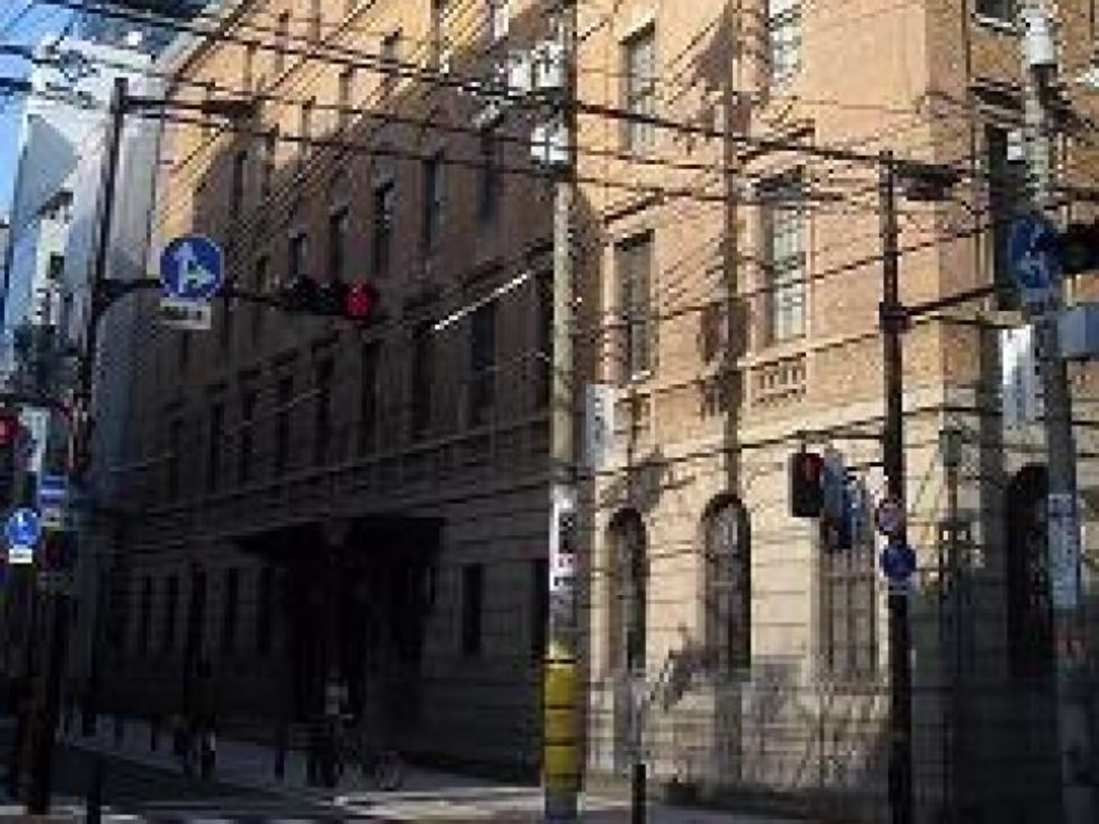 綿業会館（本館・新館）