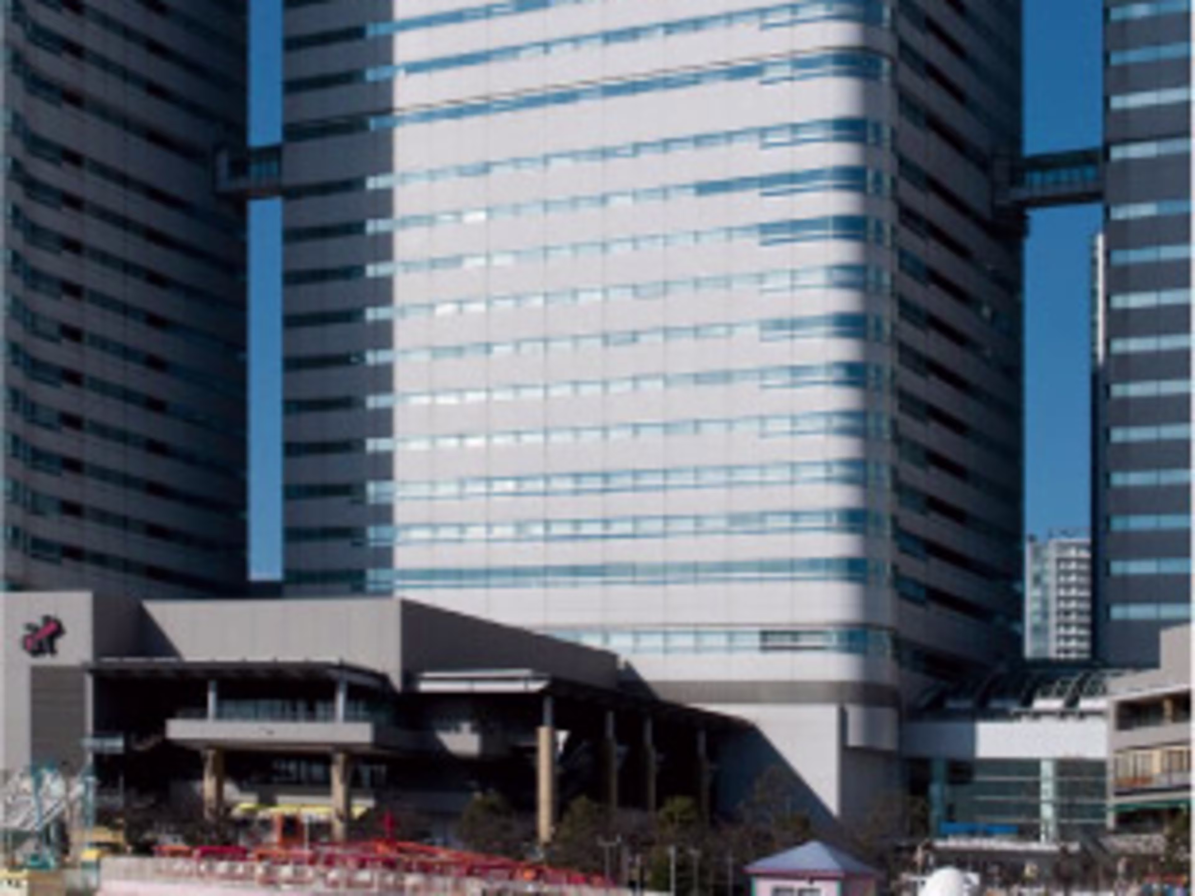 クイーンズタワーB