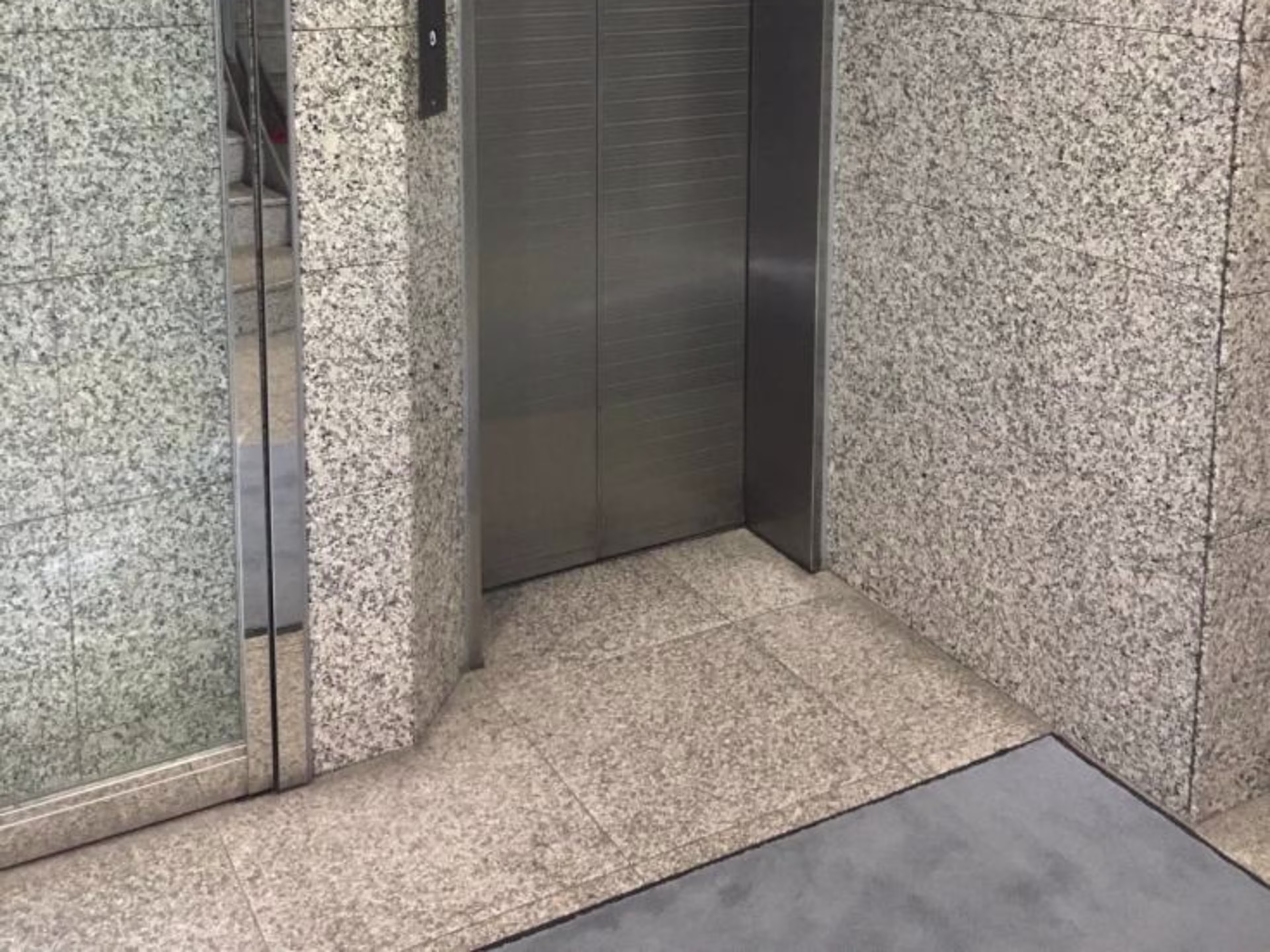 エフジー栄