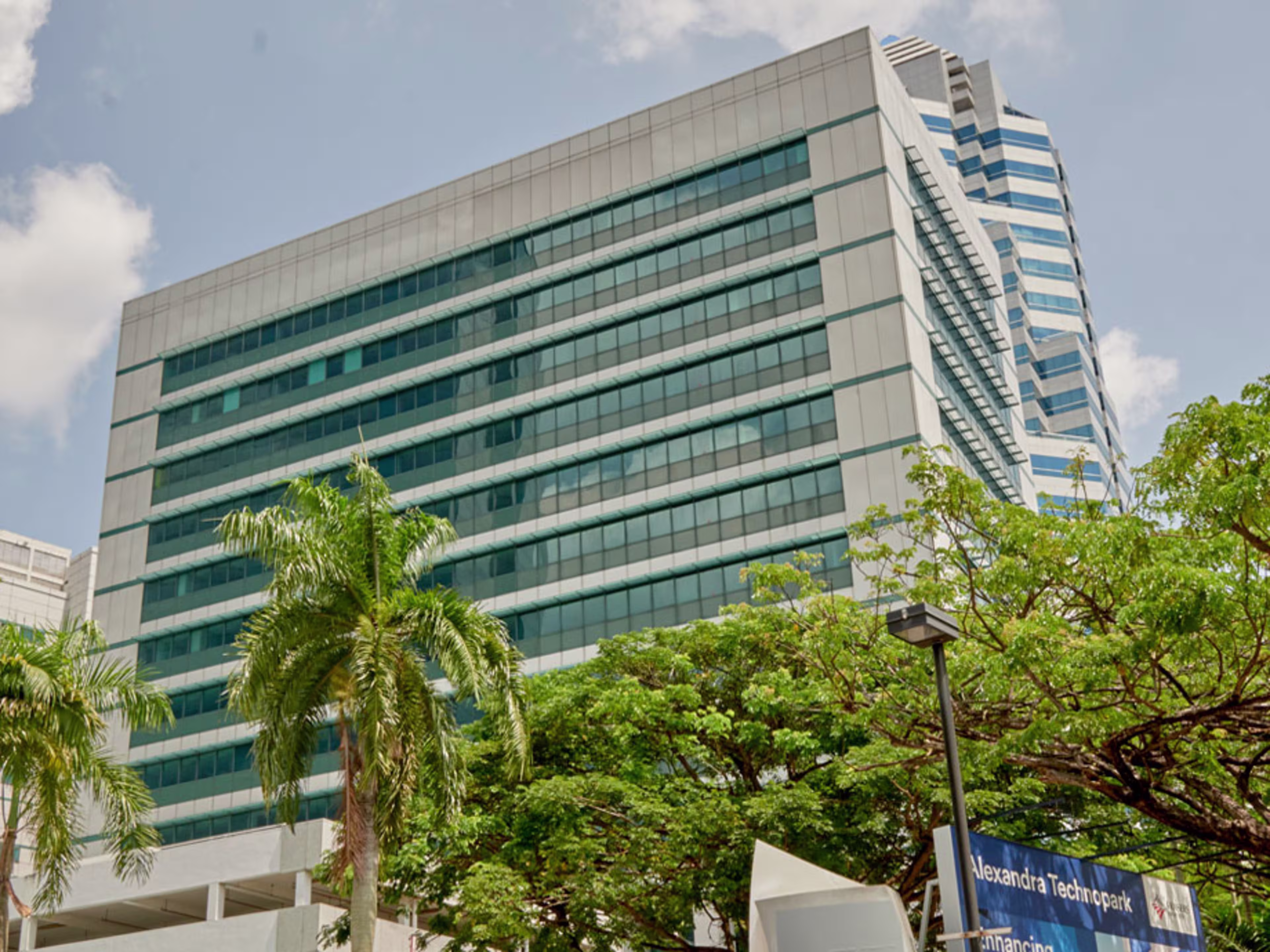 UE Bizhub West