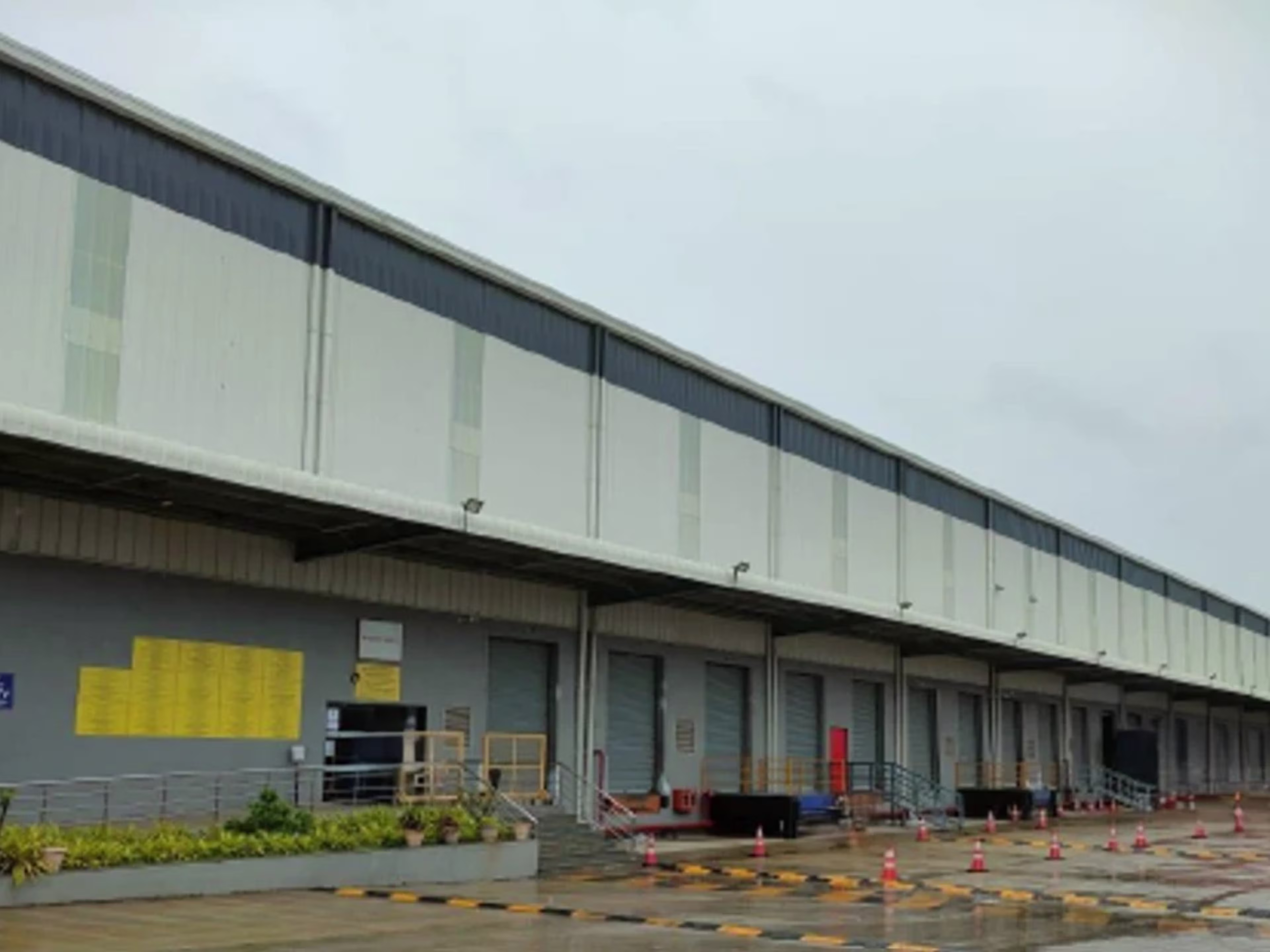 Warehouse in SBD 1