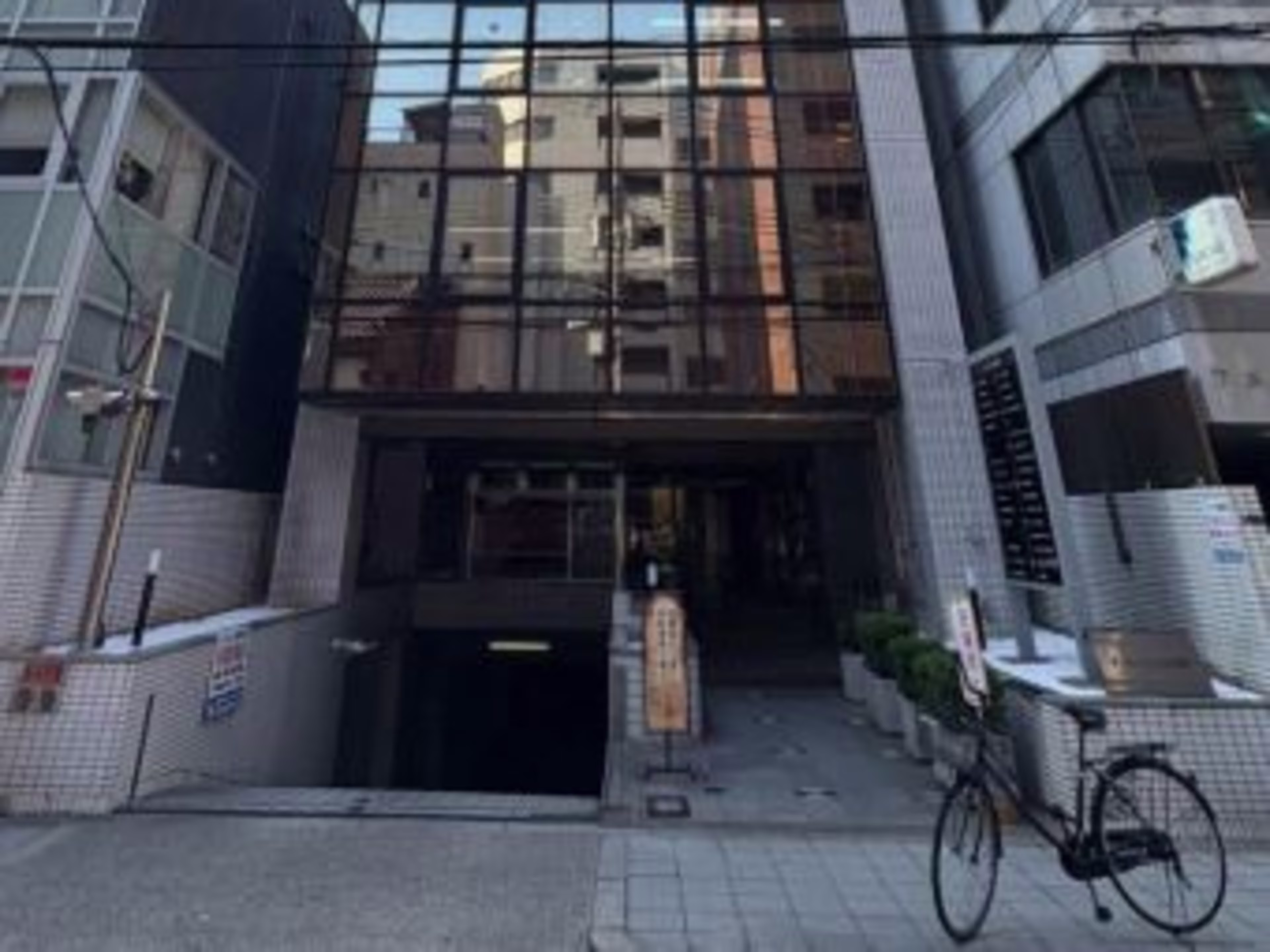 オーセンティック淀屋橋