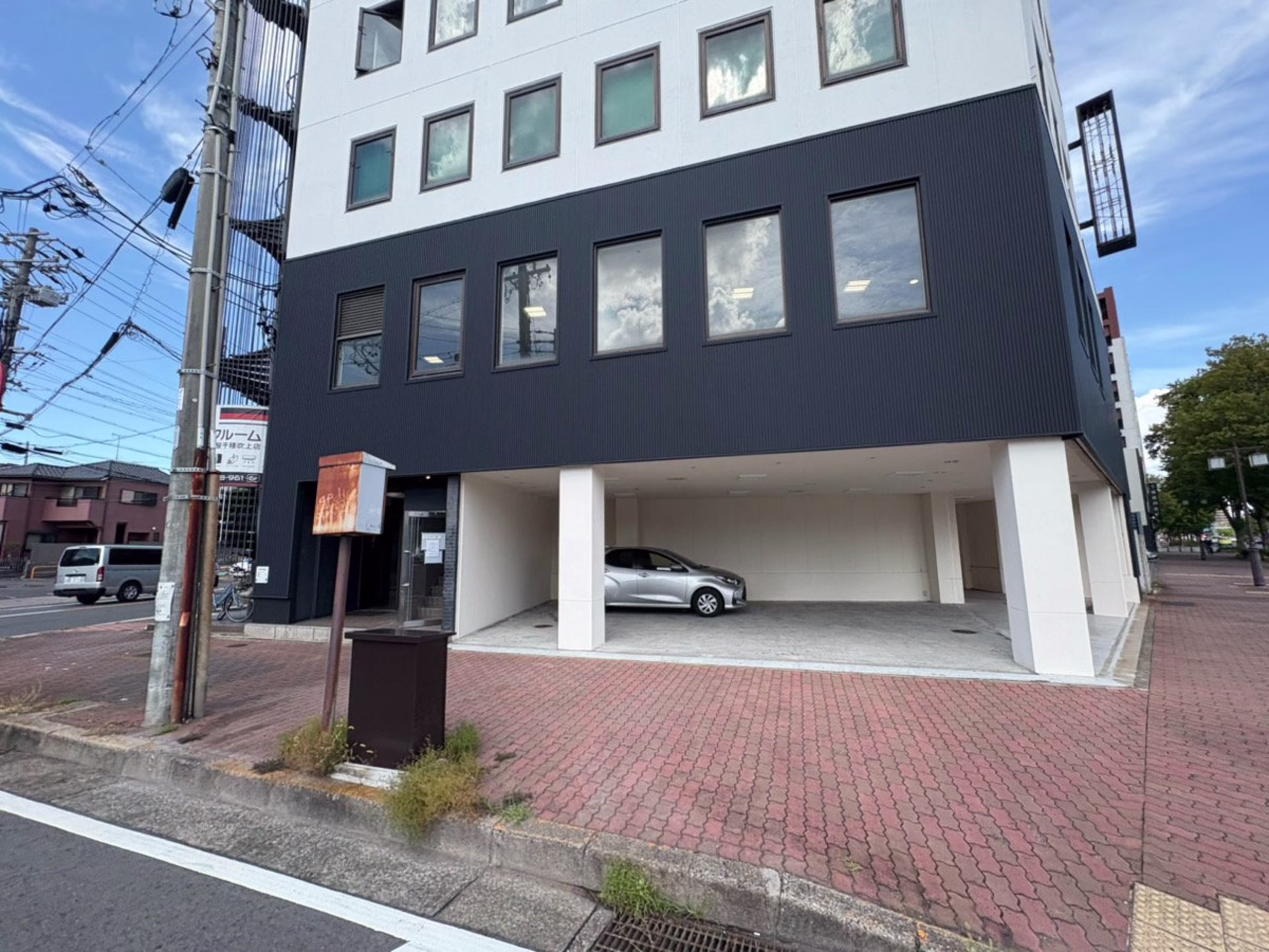 吹上インタービル