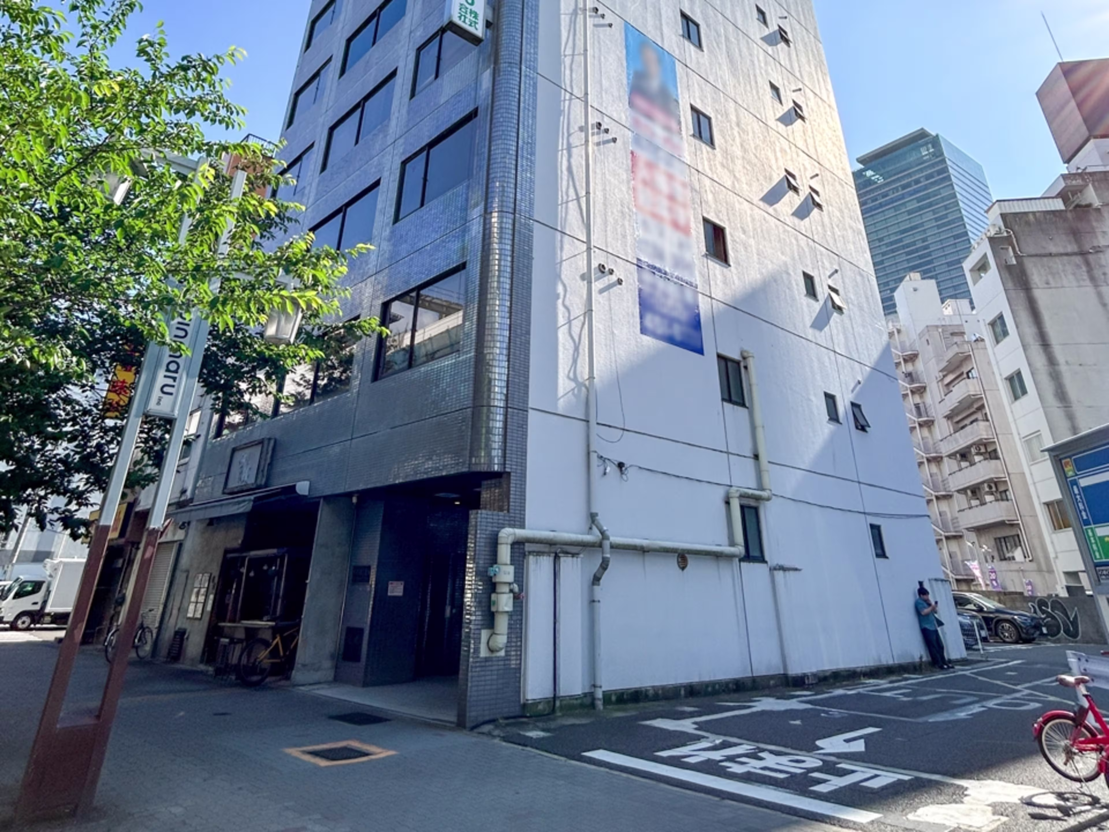 メイヨンビル
