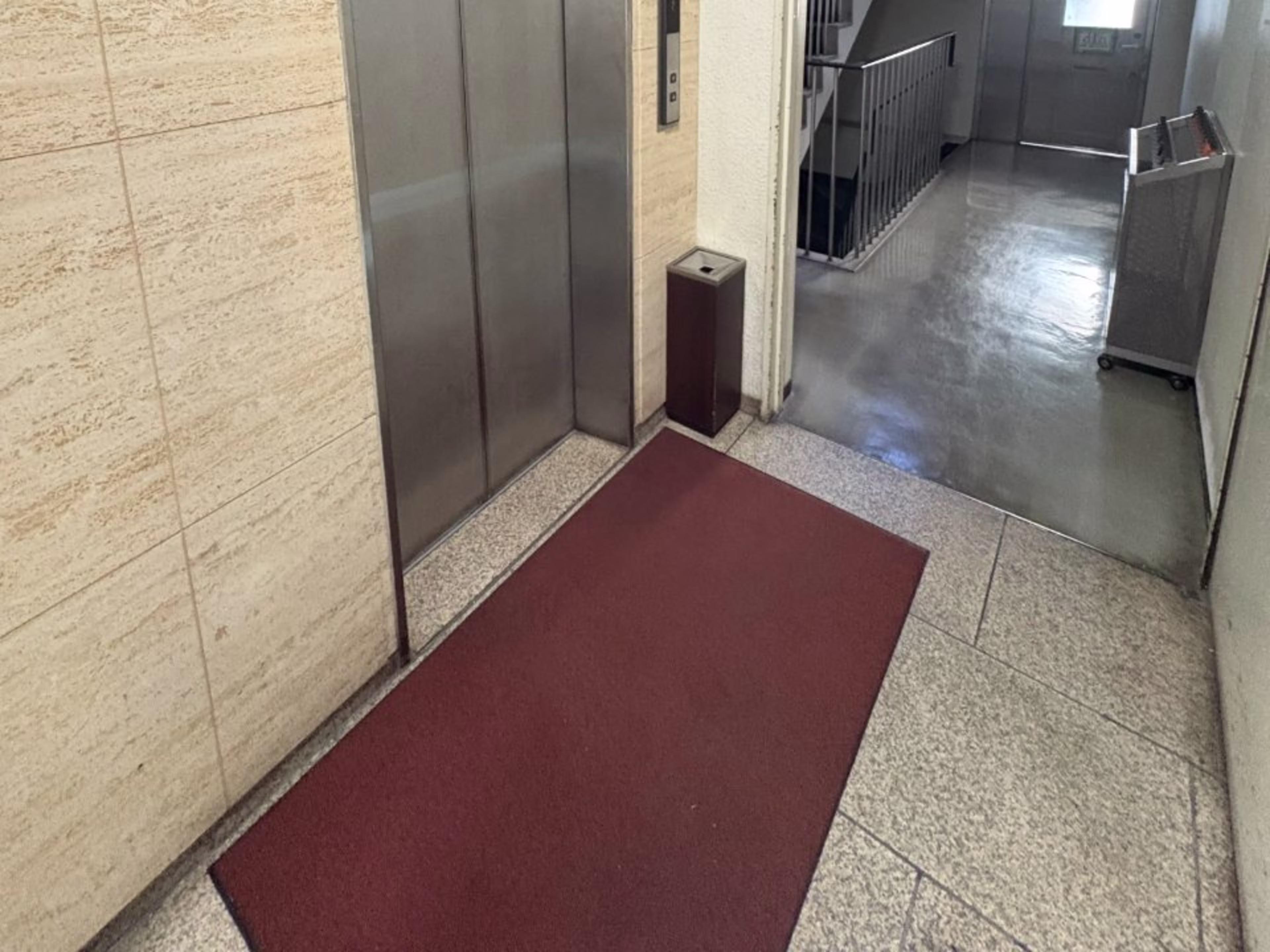 みのかめビル