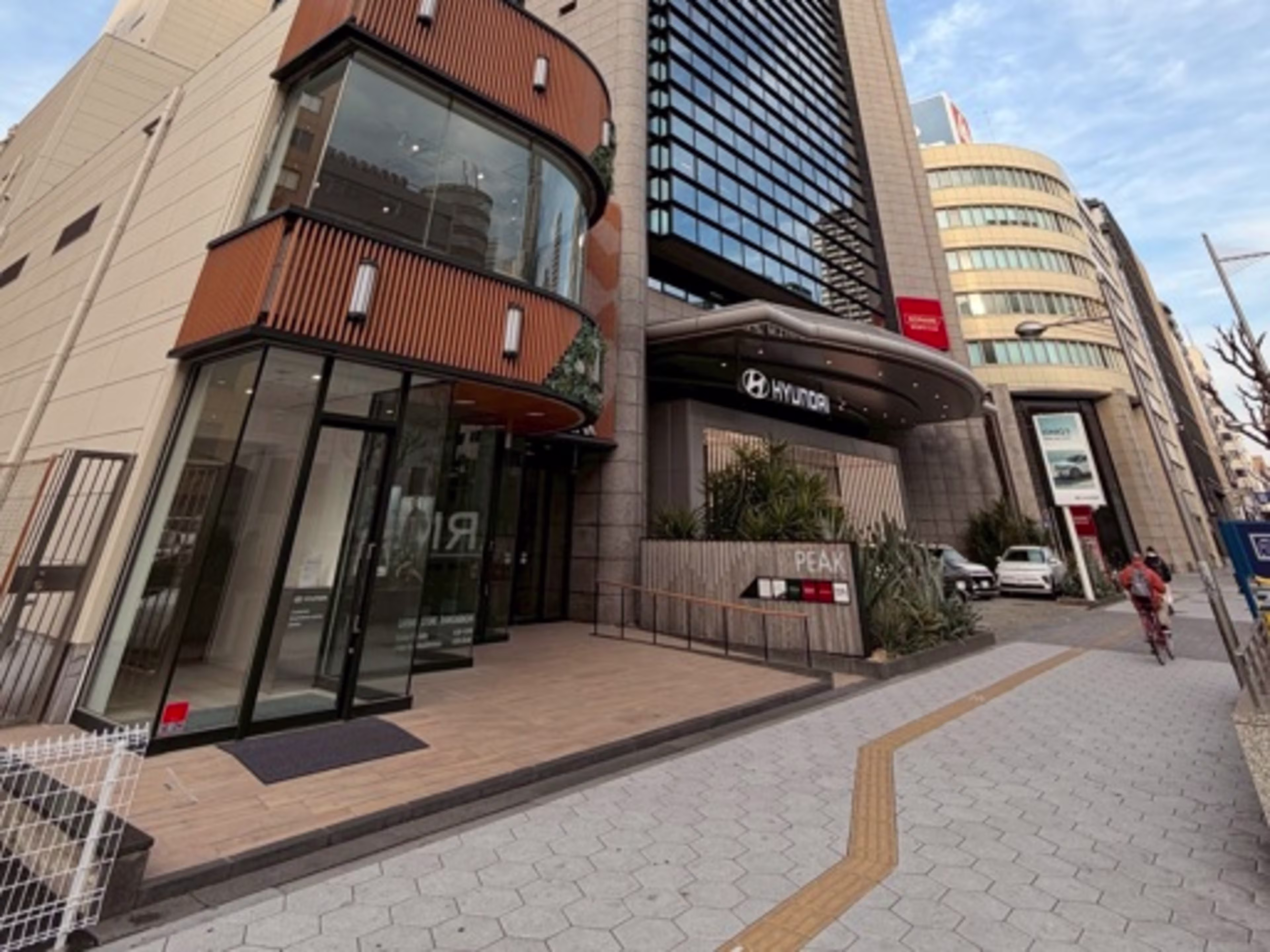 THE PEAK SHINSAIBASHI