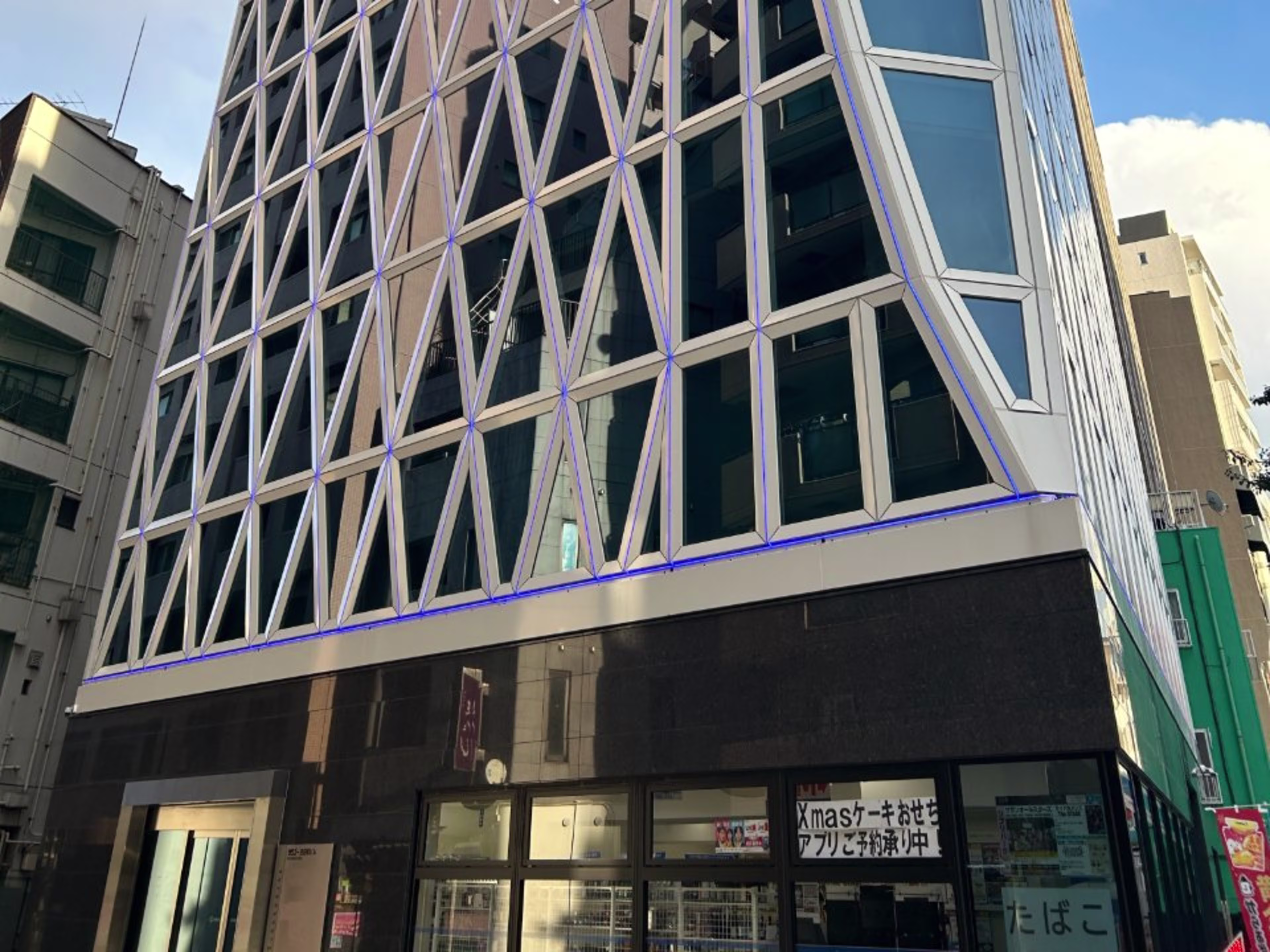 タクエー吉田町ビル