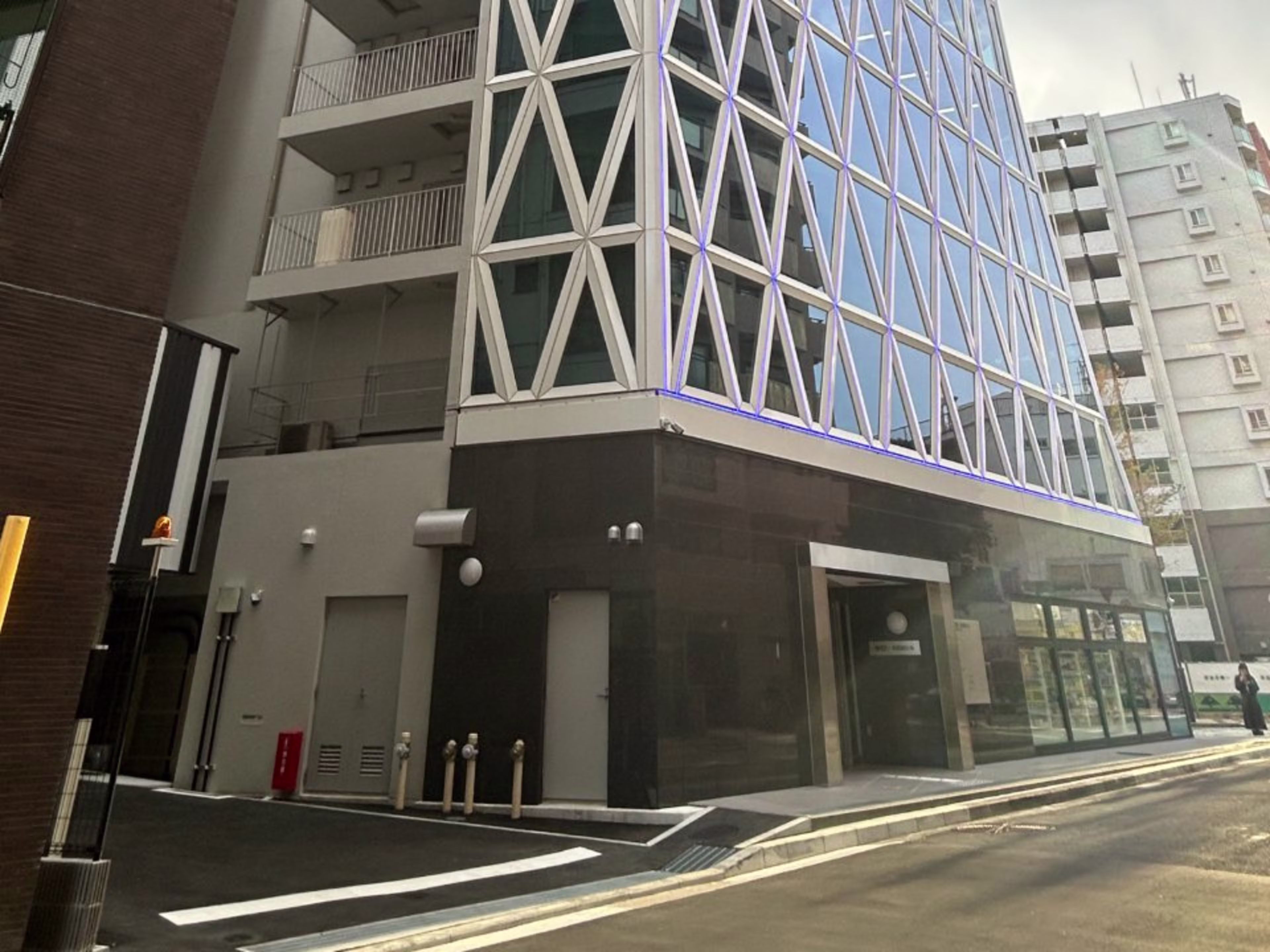 タクエー吉田町ビル