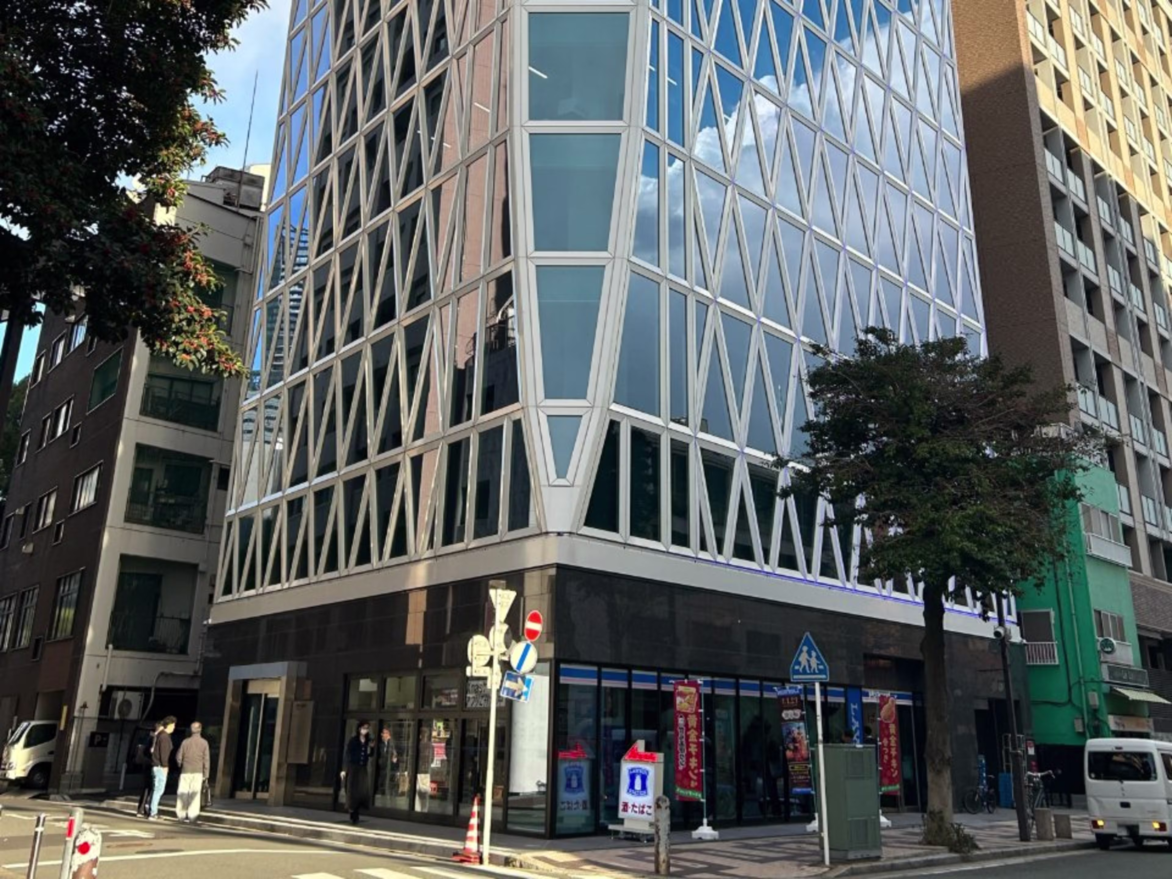 タクエー吉田町ビル