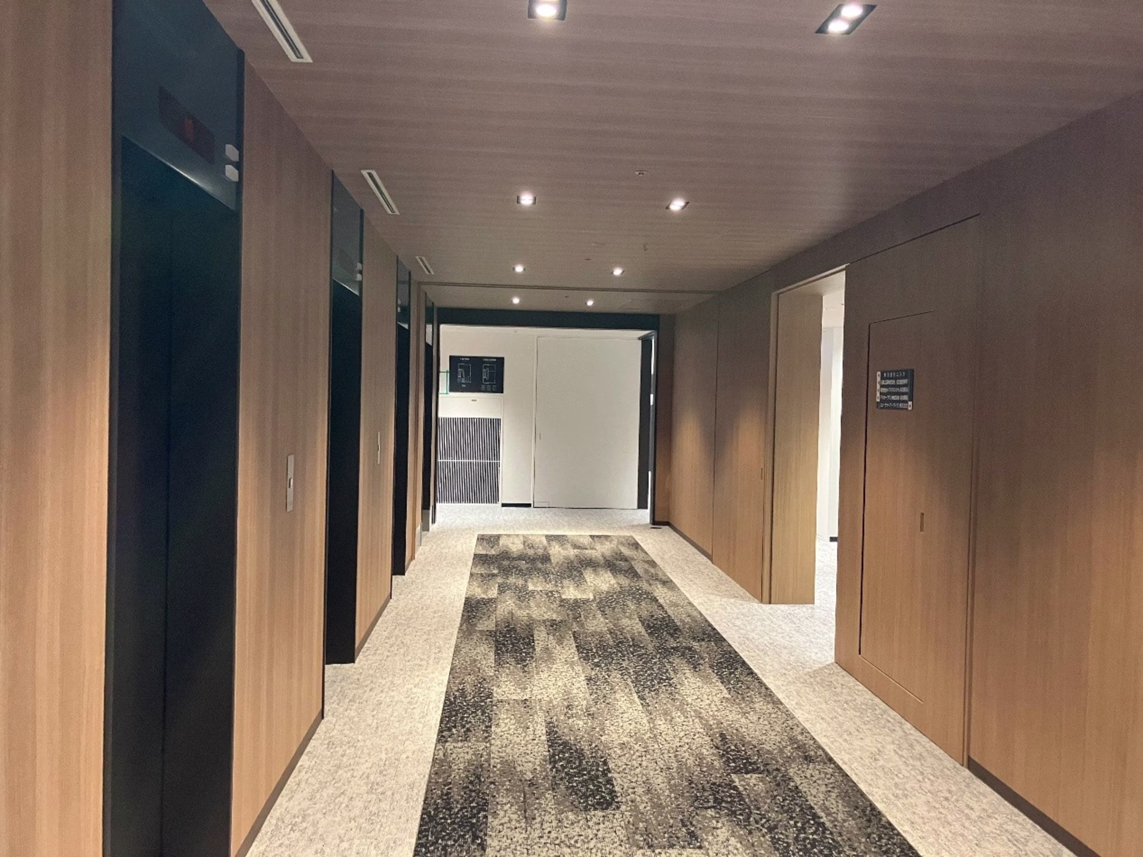 LUCID SQUARE NAGOYA（ルーシッドスクエア名古屋）