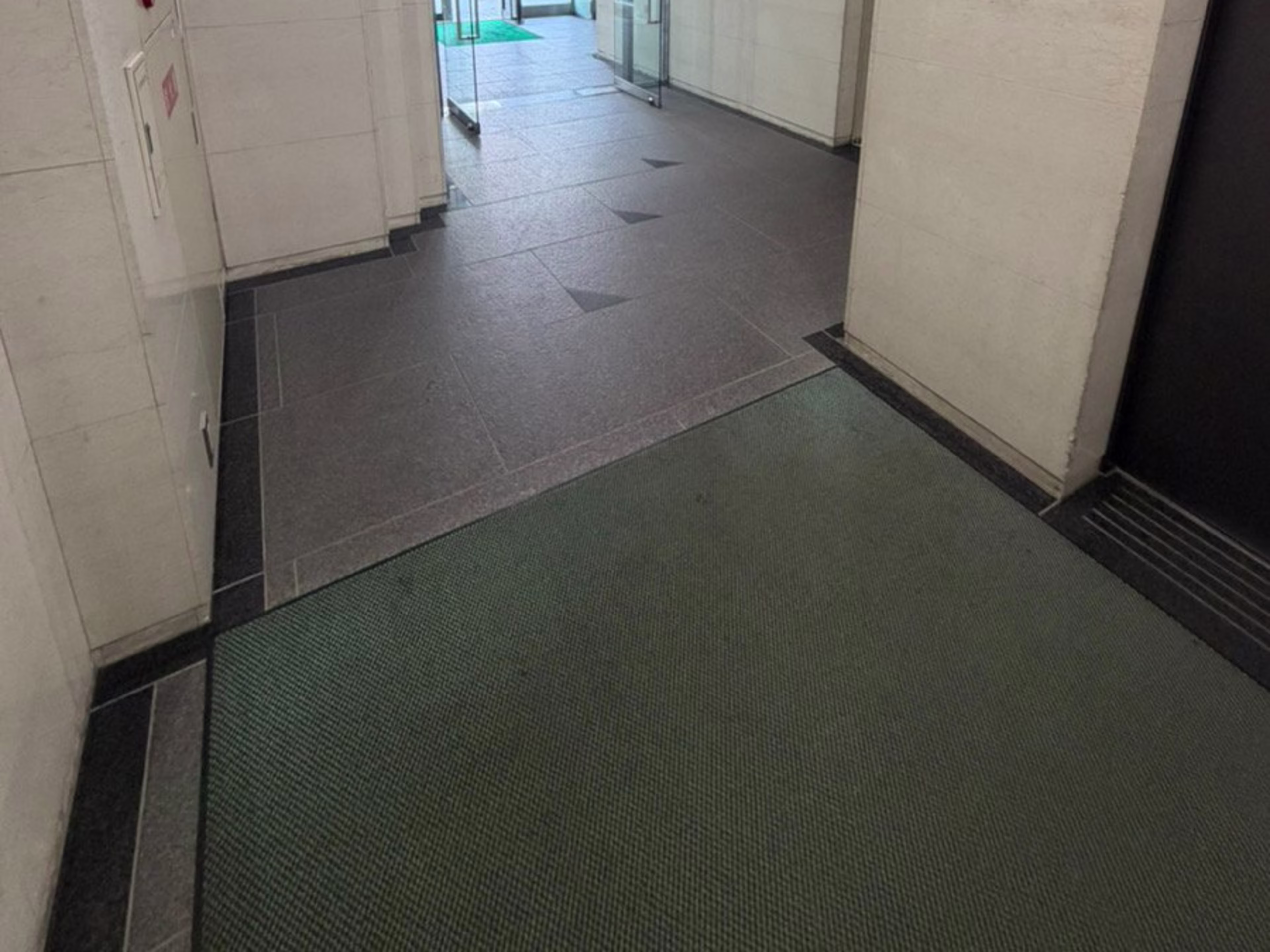 天神エフビル