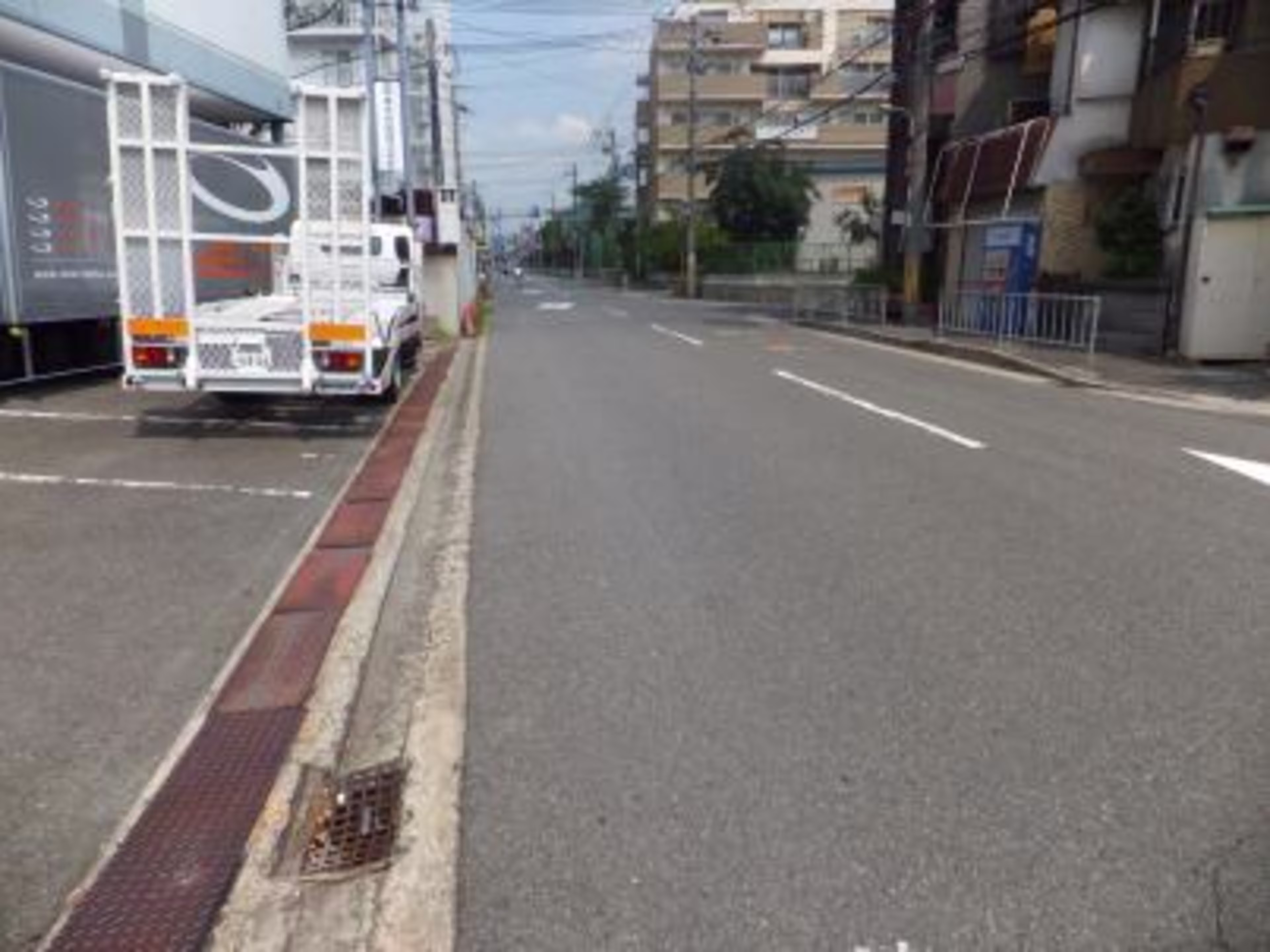吹田市南金田1丁目倉庫事務所