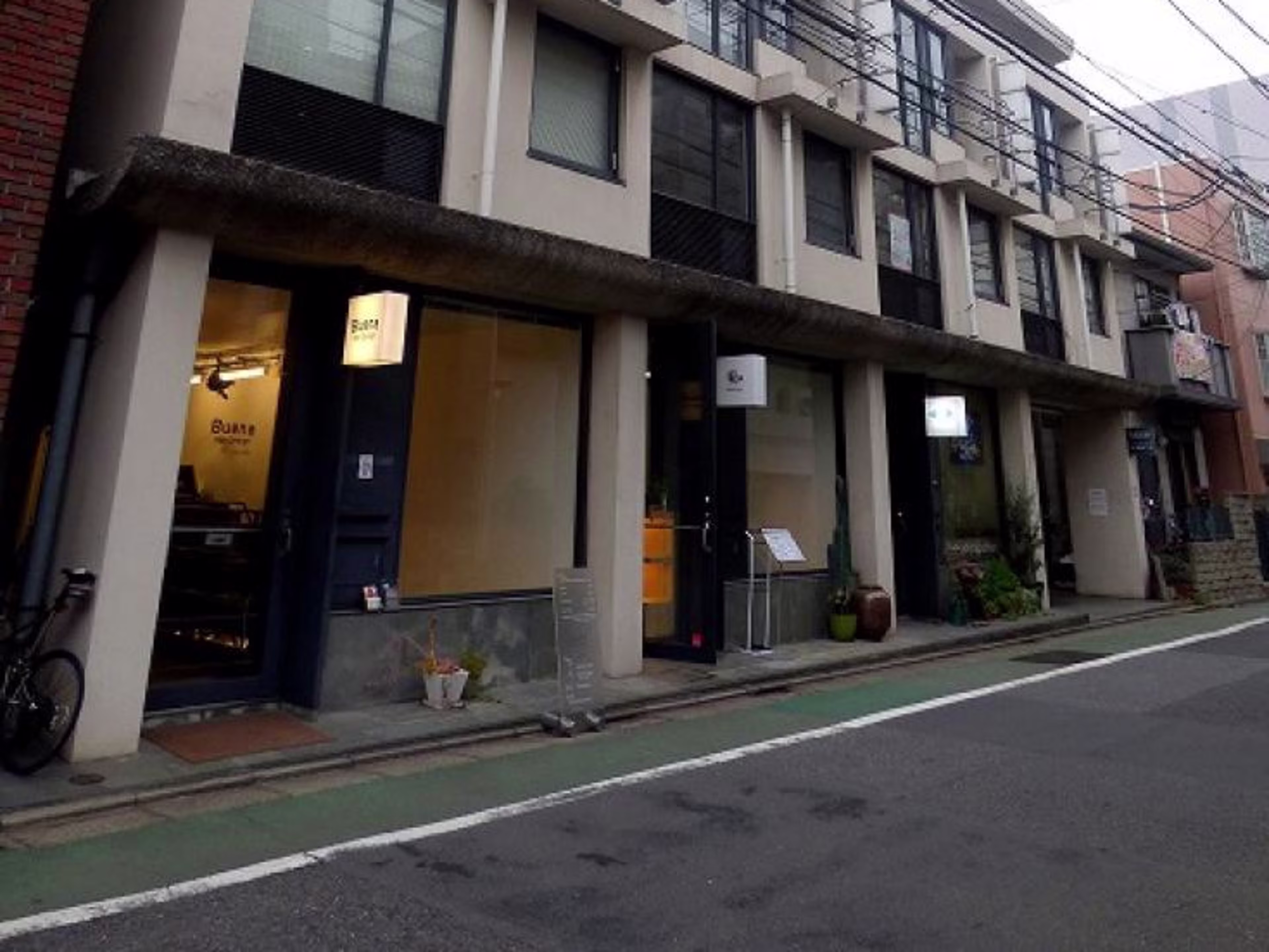 R-rooms三軒茶屋ビル