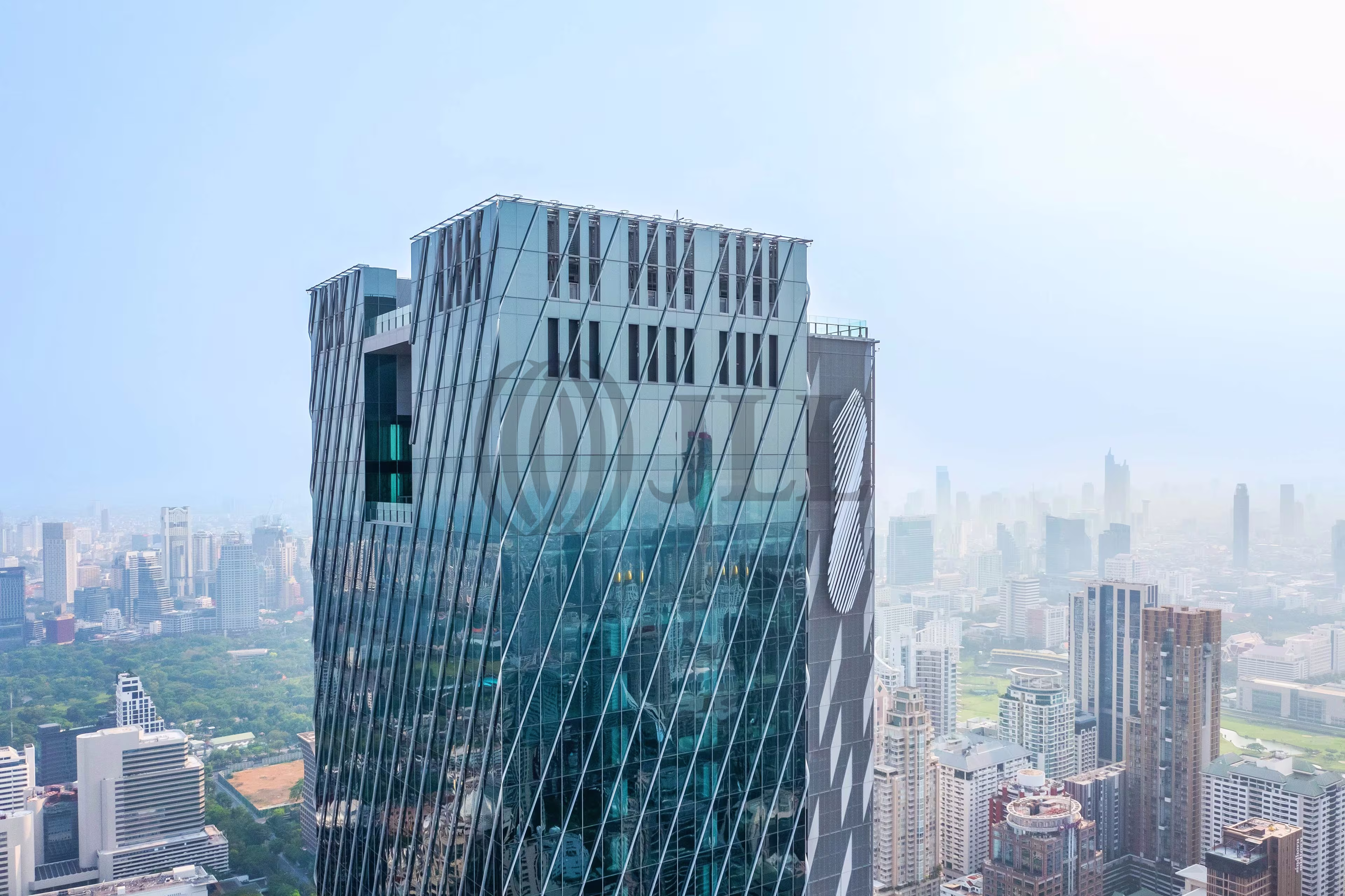 548, Phloen Chit Road, Lumphini