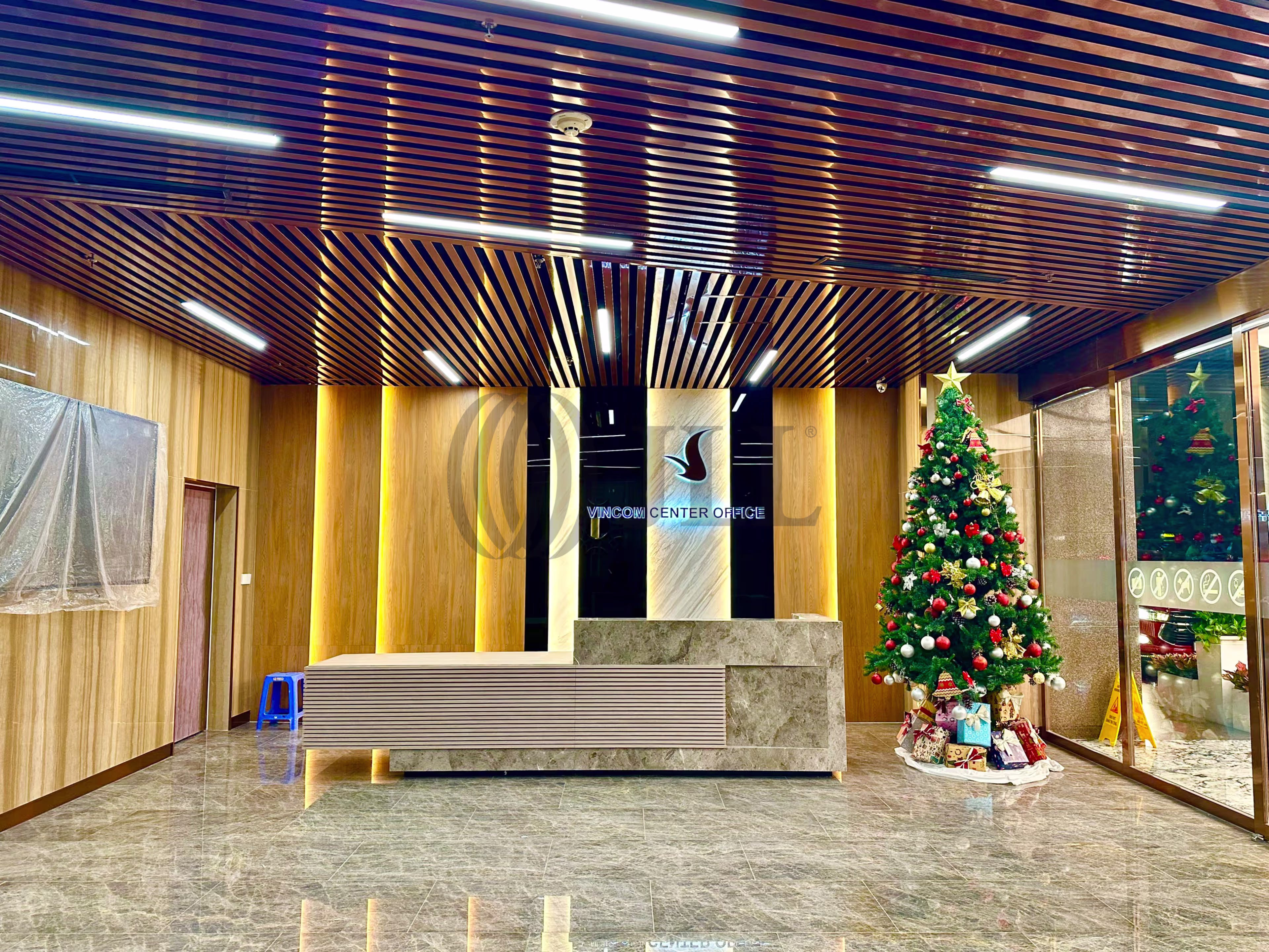 70-72 Le Thanh Ton, Ben Nghe Ward