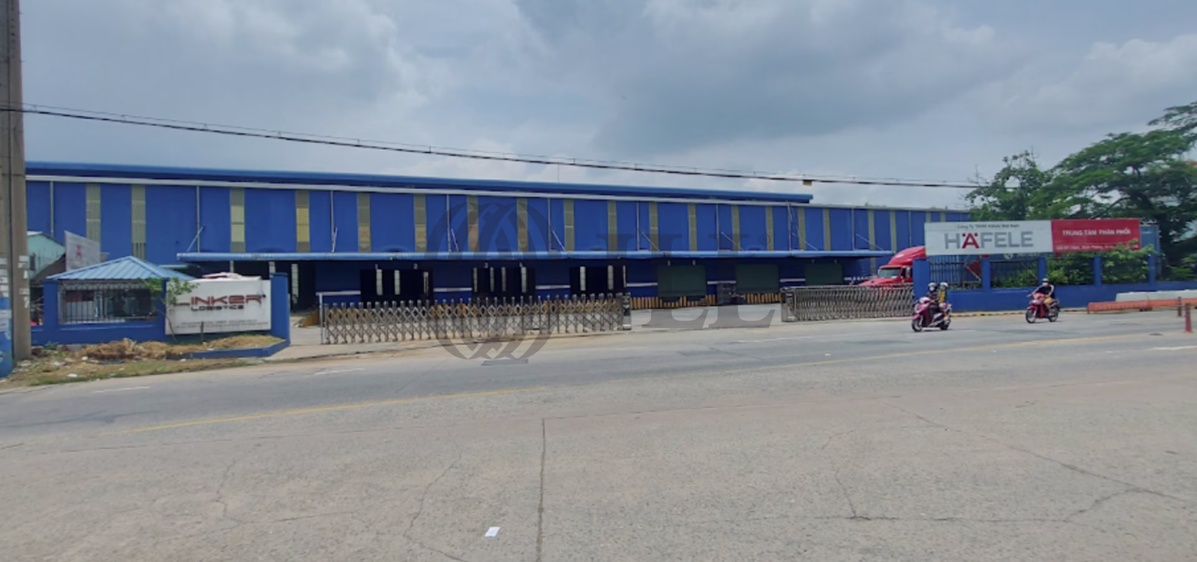 324 DT743A, Dong Hoa Ward, HCMC