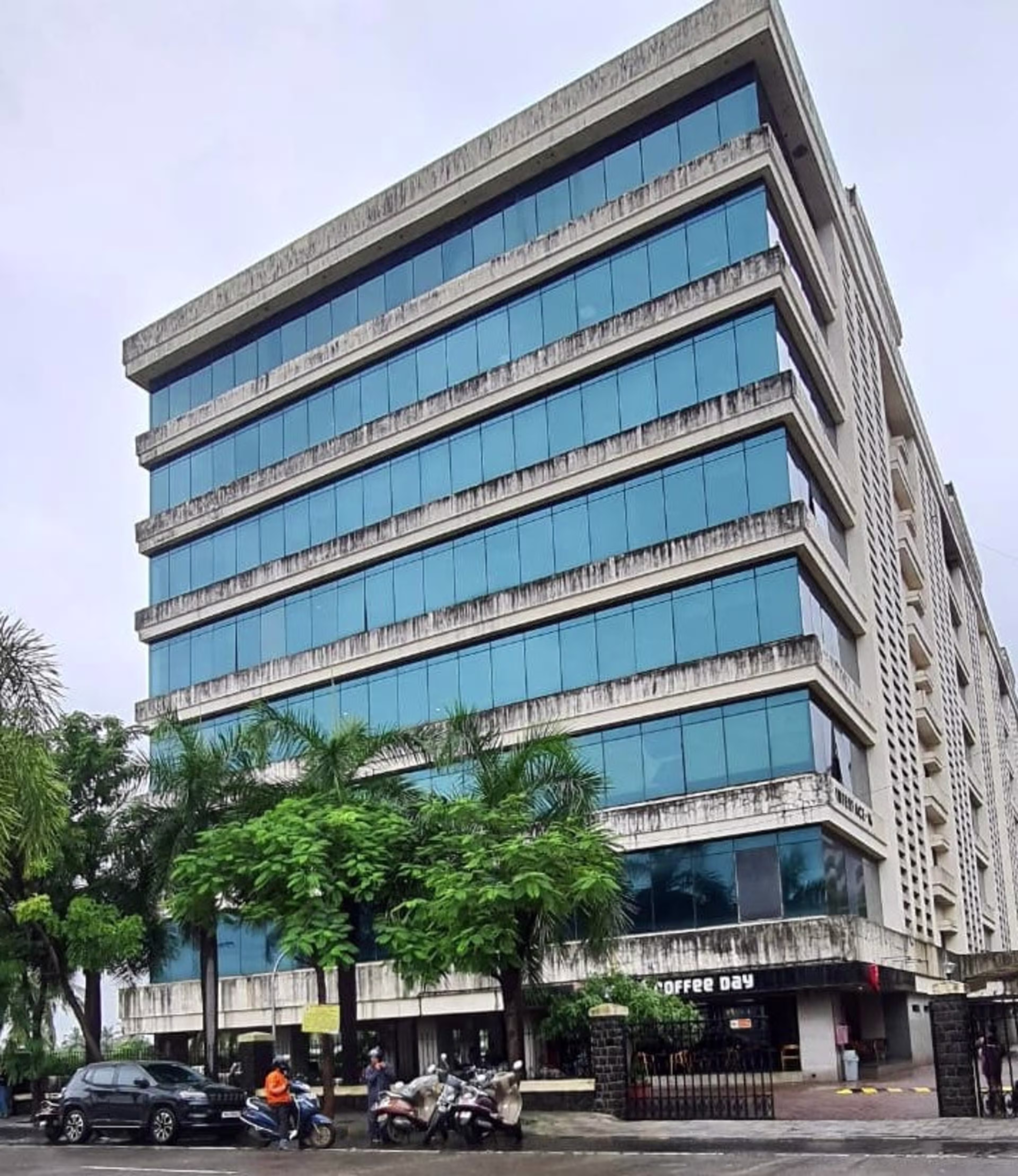 Mindspace, Link Road