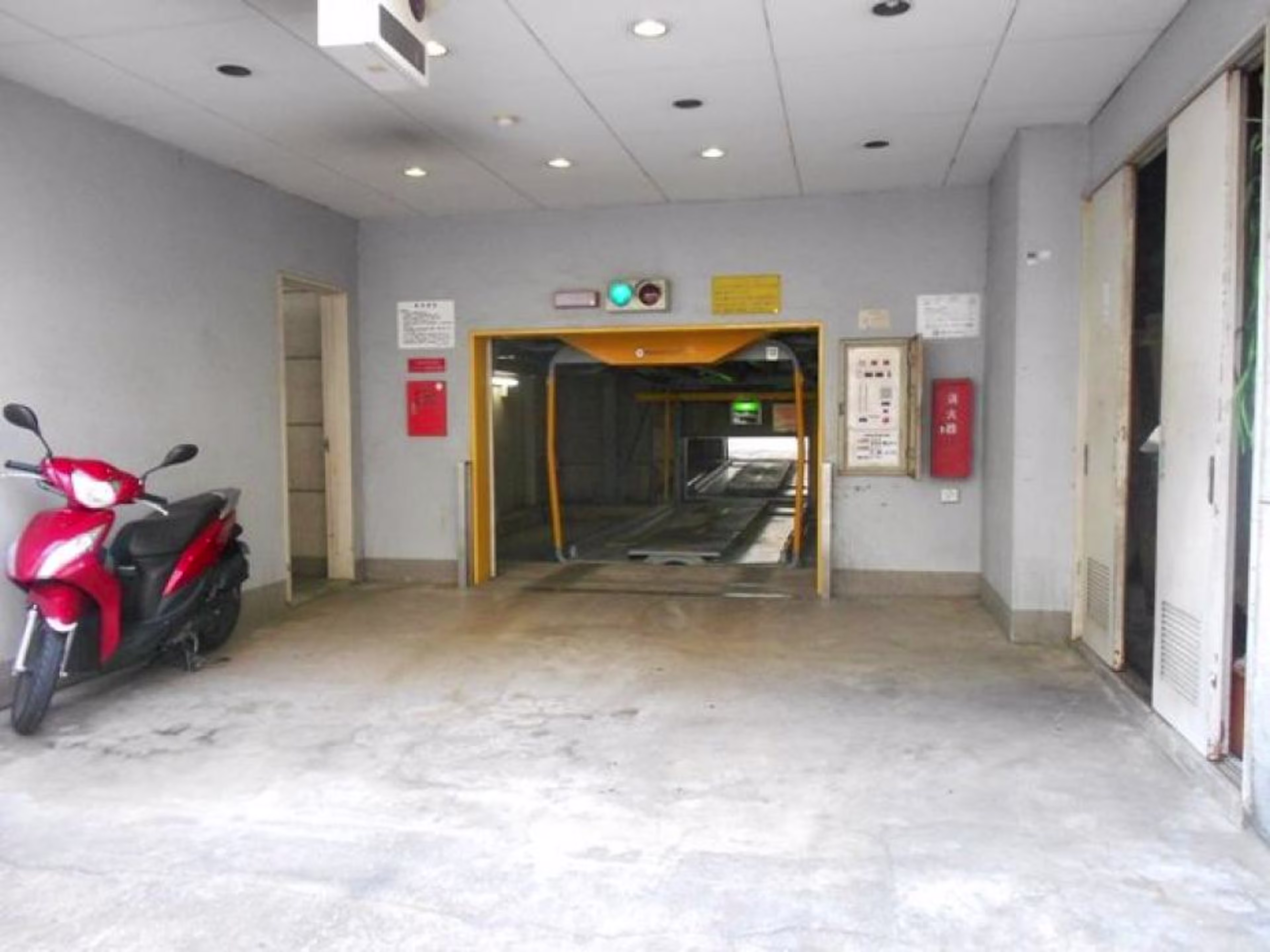 博多駅東1-12-7