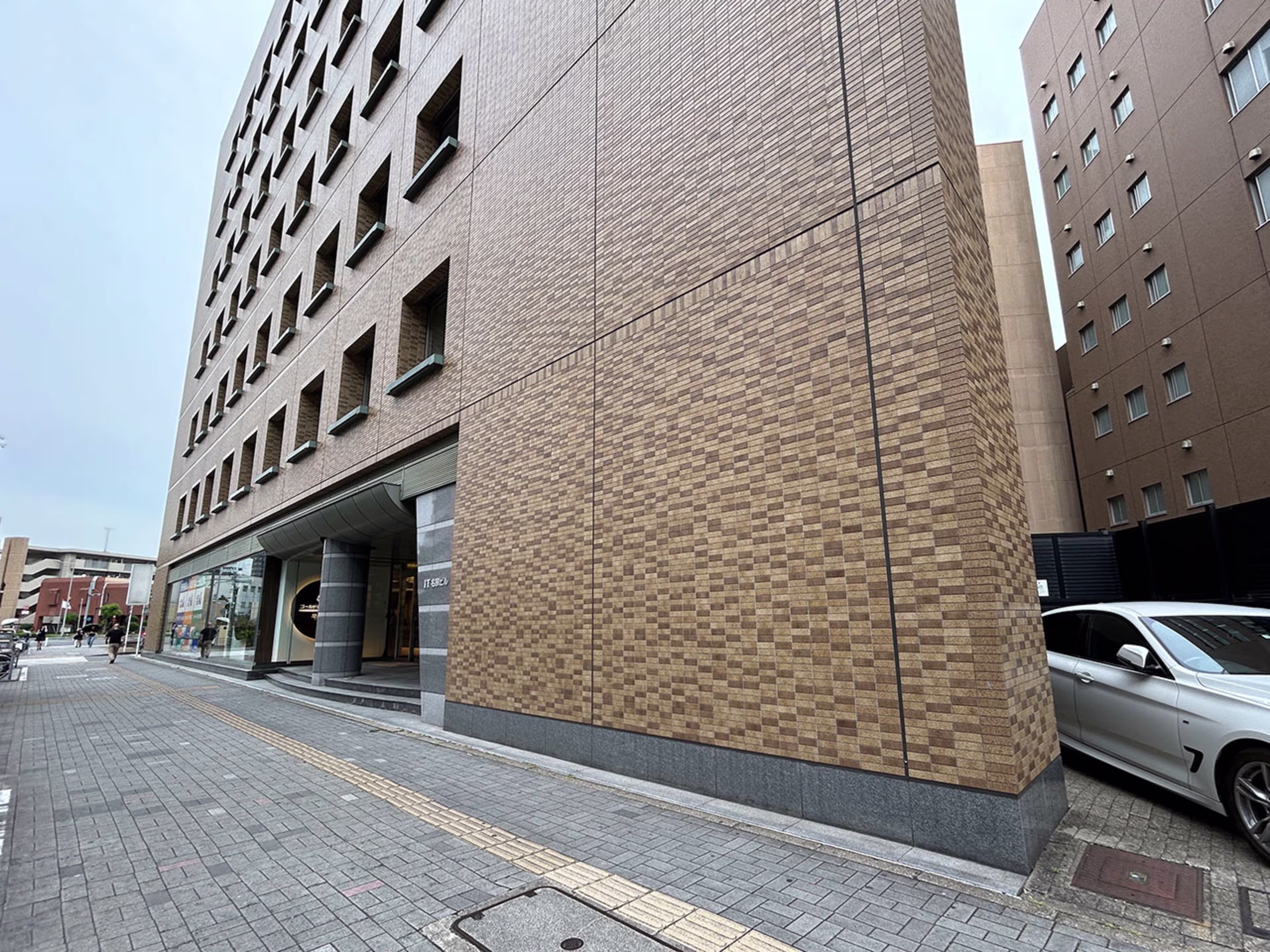 名駅3-11-22