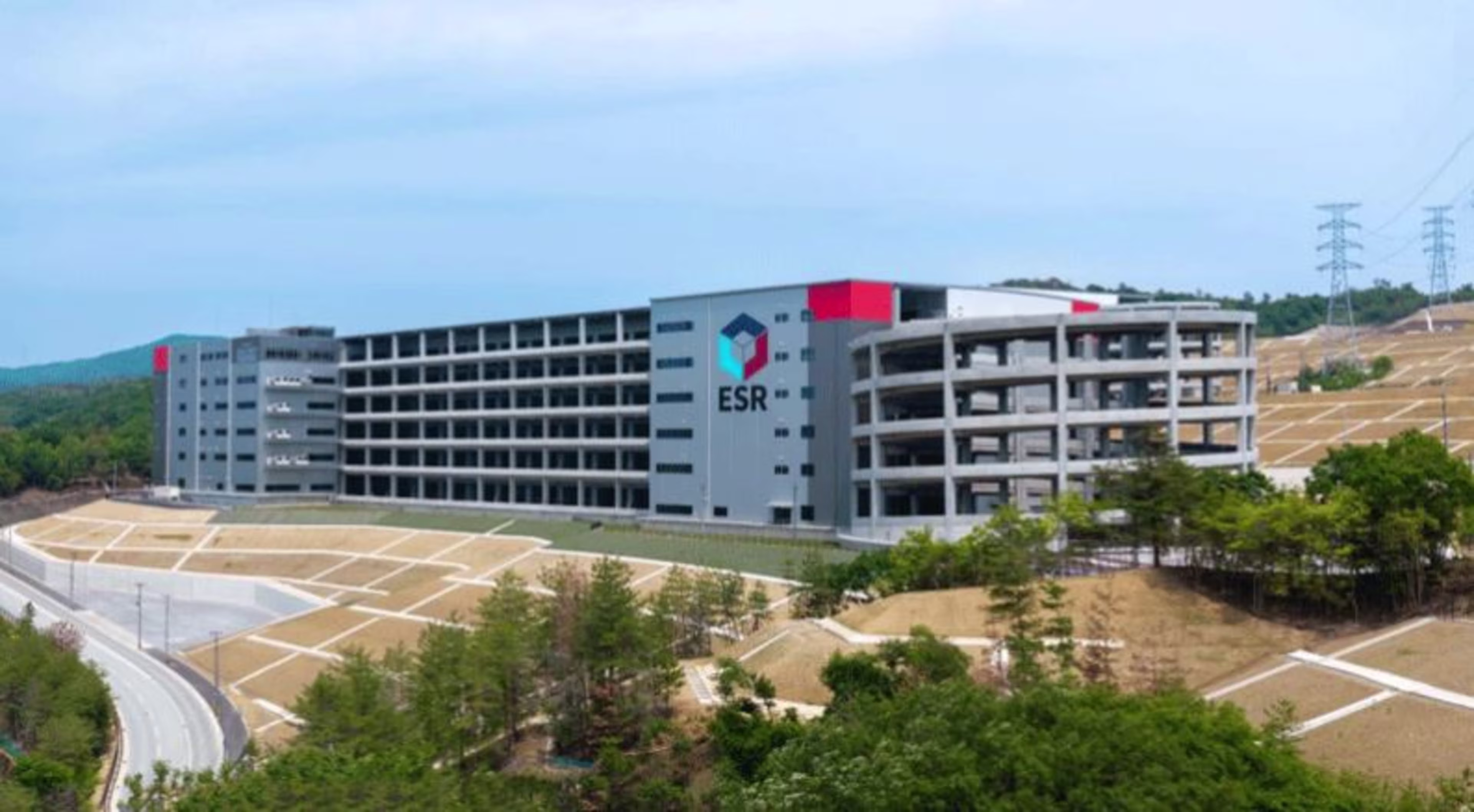 ESR川西ディストリビューションセンター1