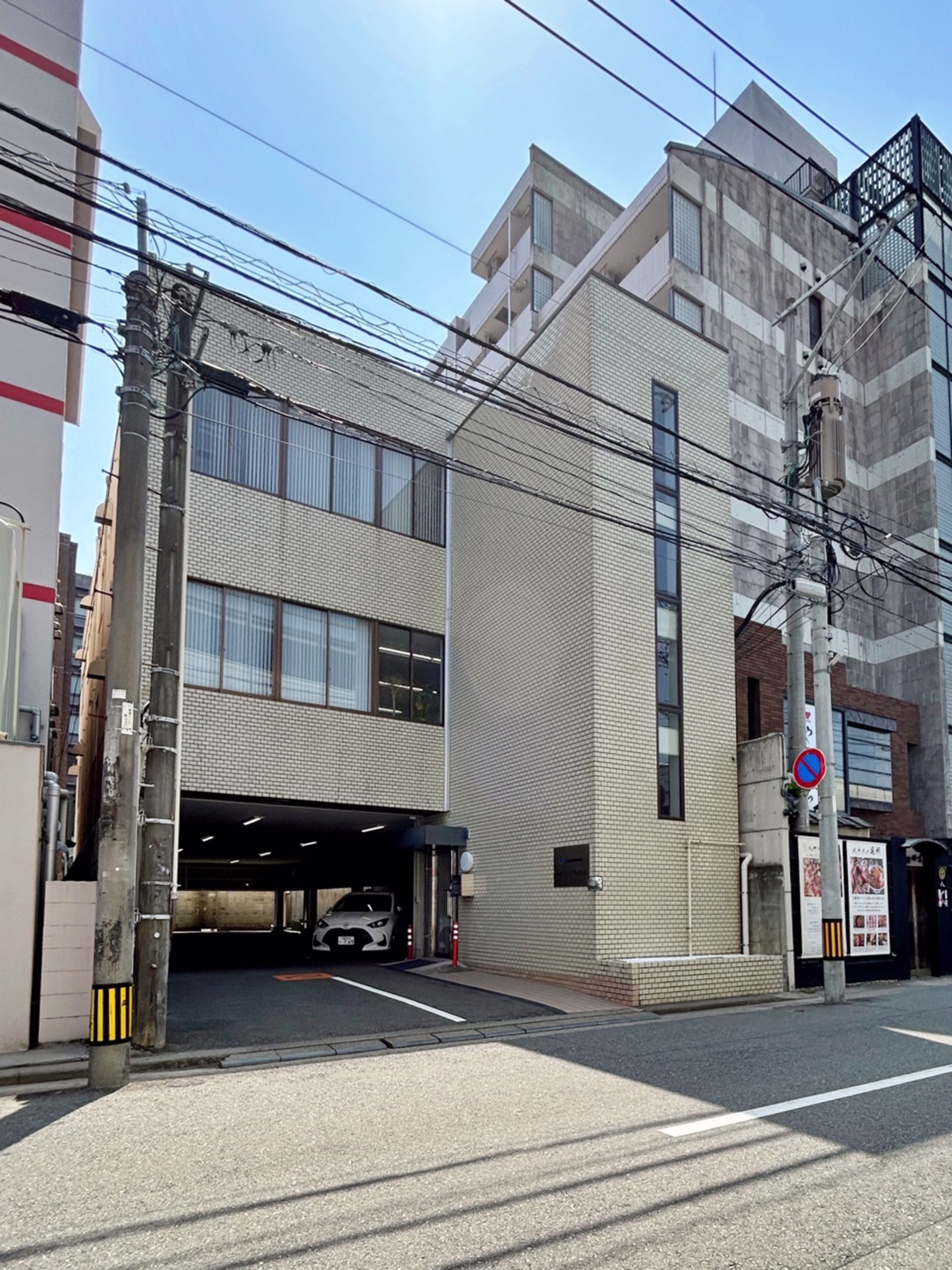 博多駅東3-3-13