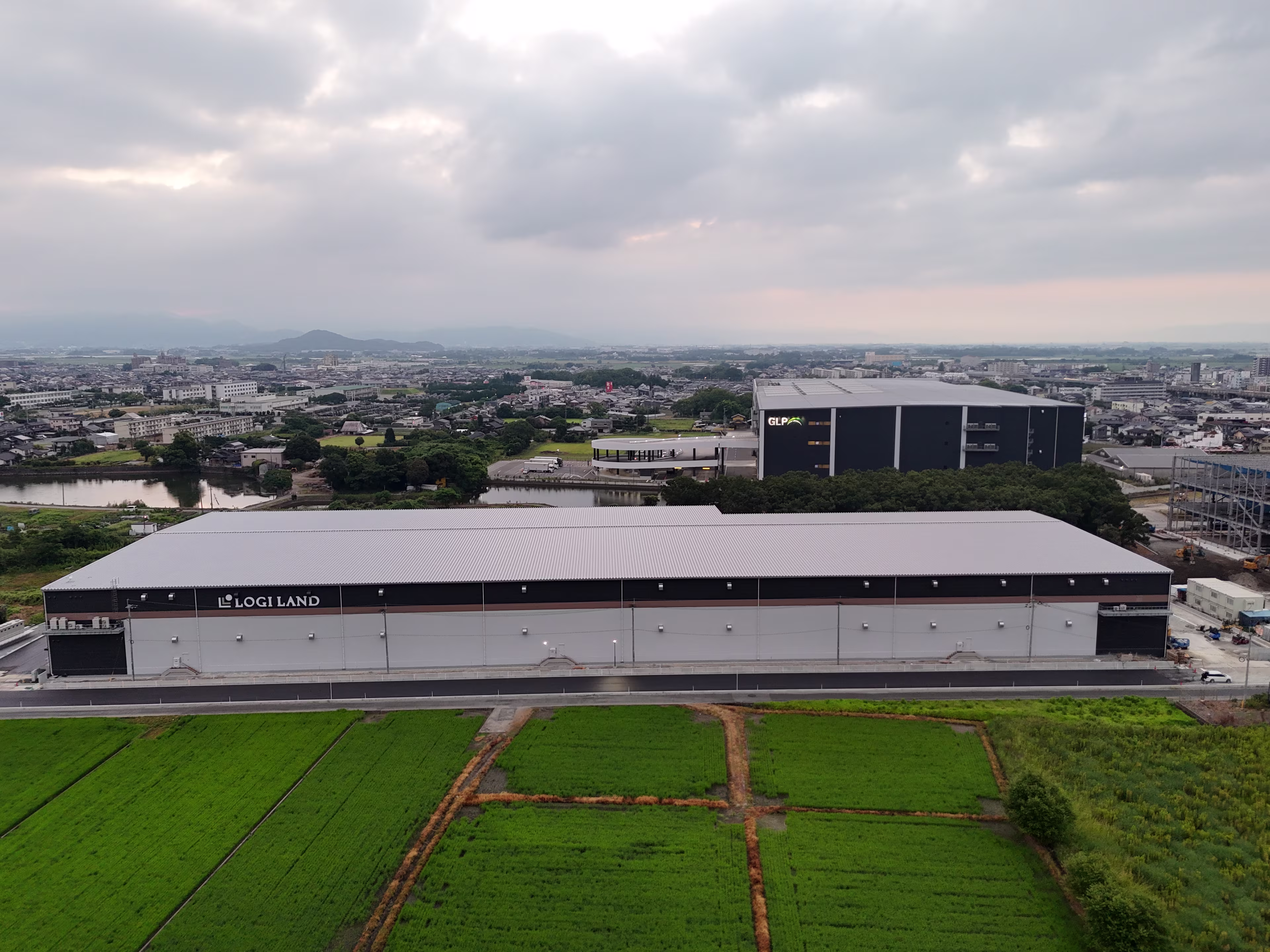 LOGI LAND小郡鳥栖インターI
