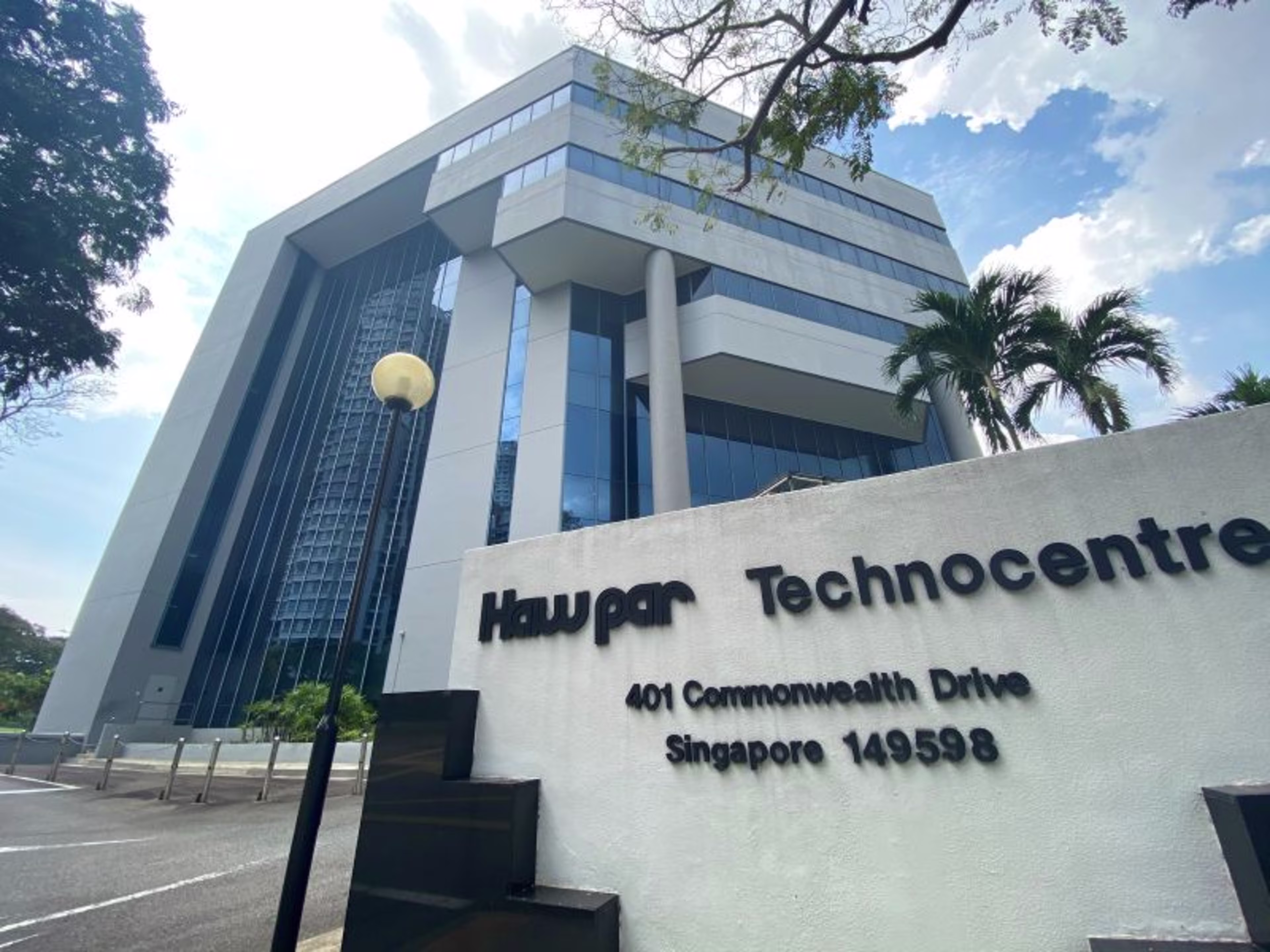 401 Commonwealth Drive